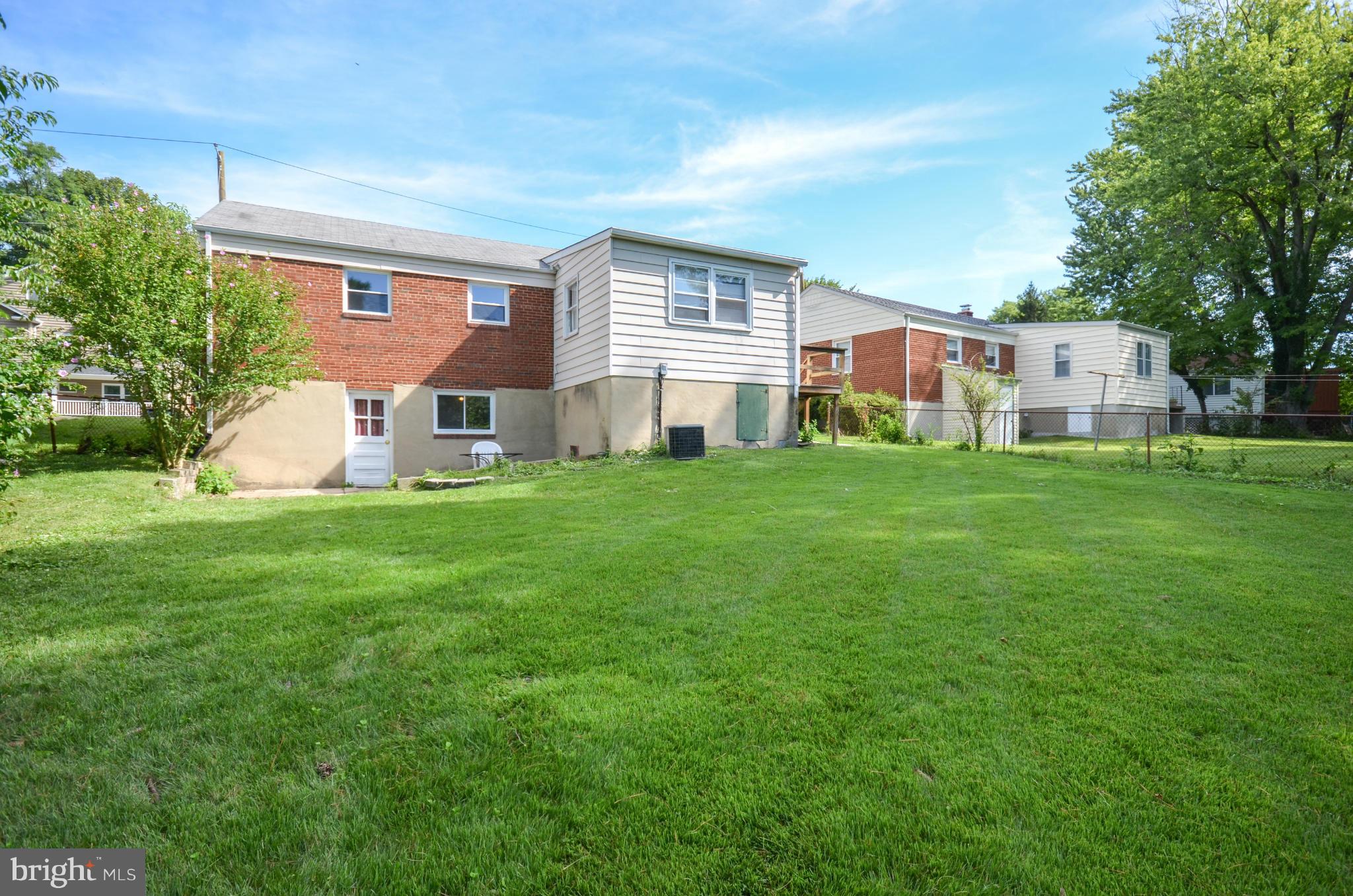 M L REESE - Residential Lease