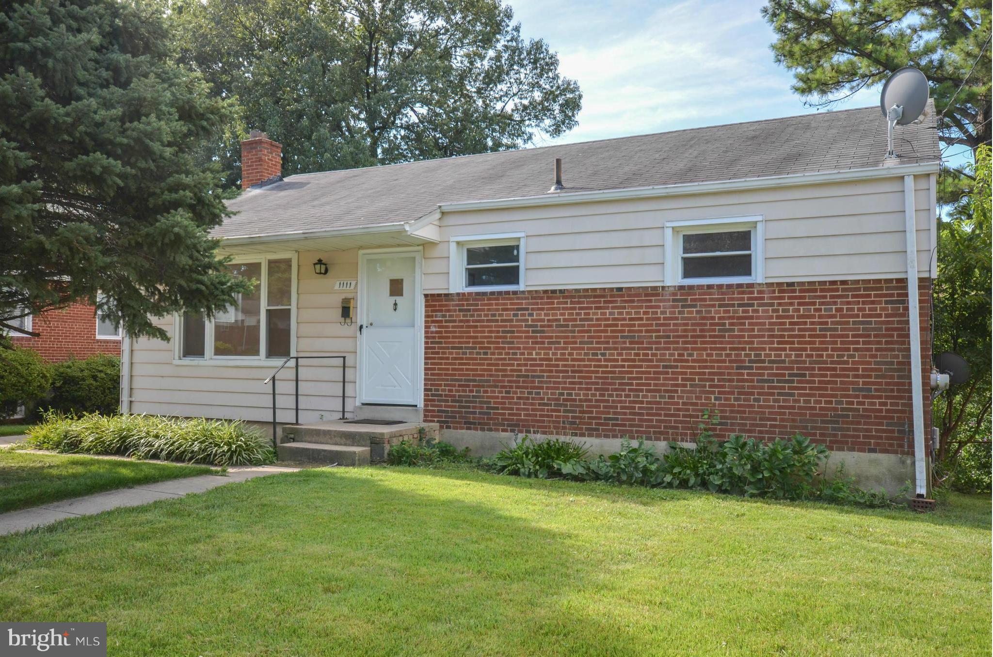 M L REESE - Residential Lease