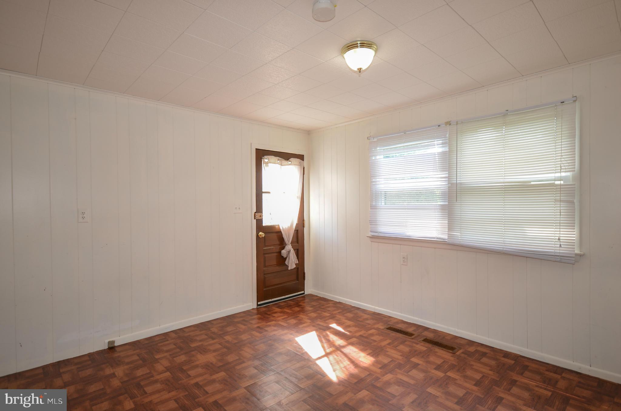 M L REESE - Residential Lease