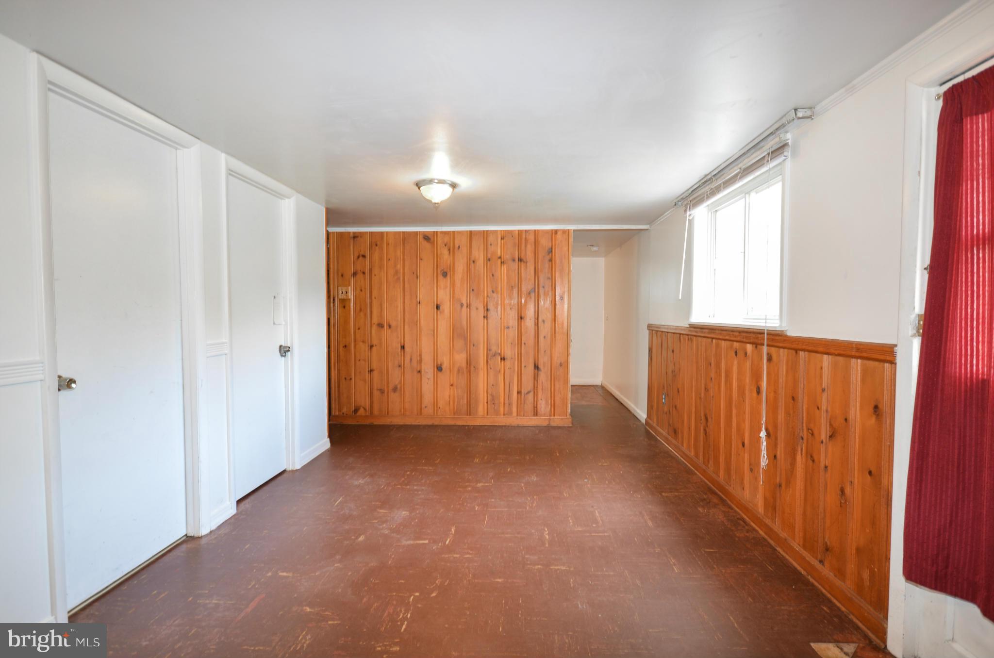 M L REESE - Residential Lease