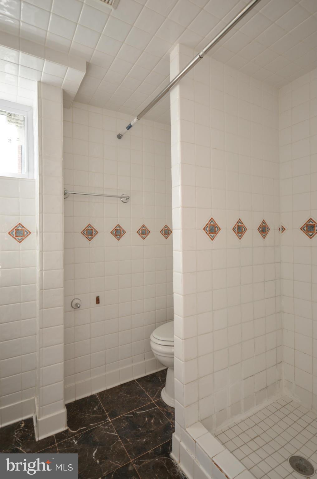 M L REESE - Residential Lease