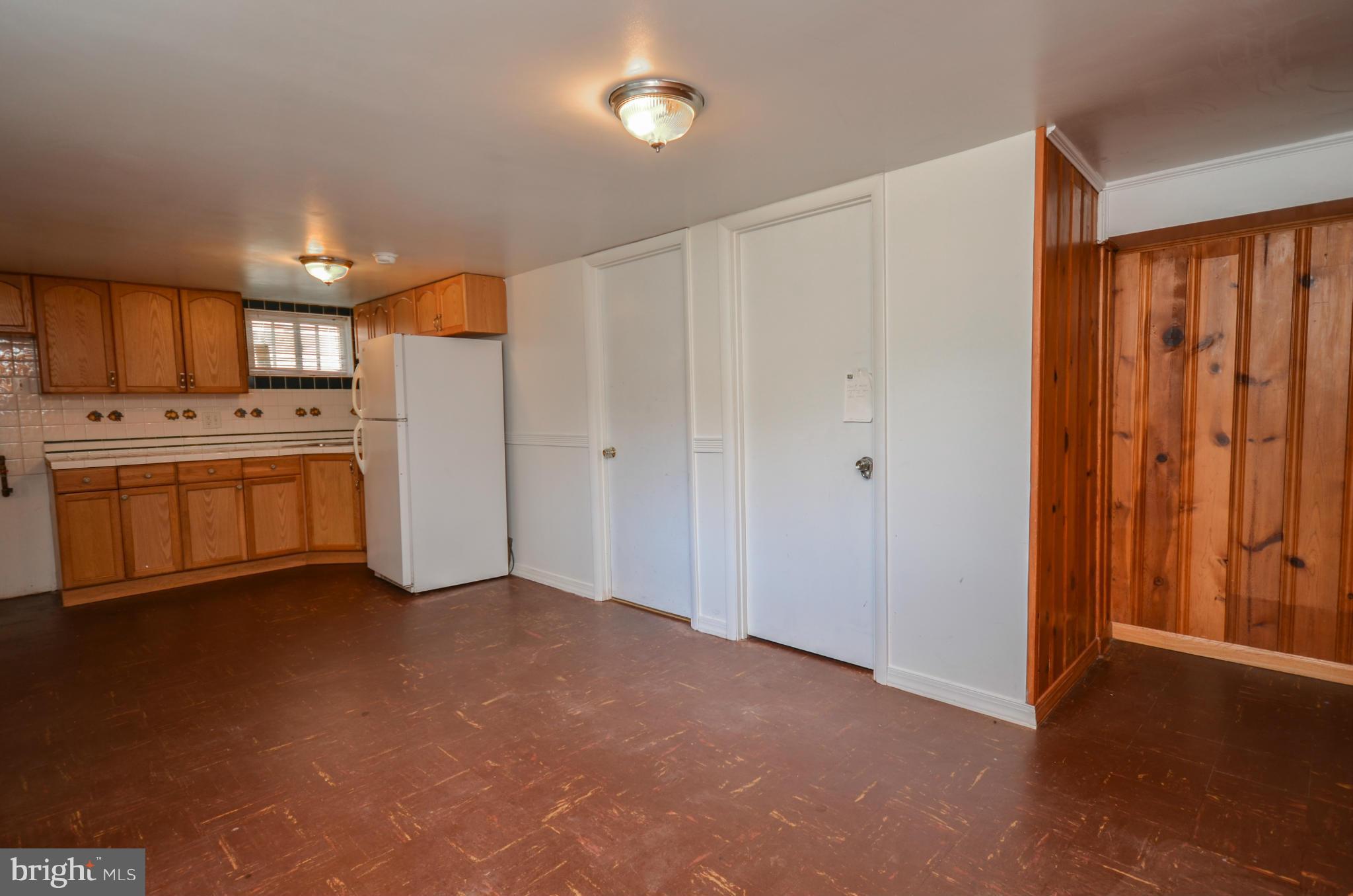 M L REESE - Residential Lease