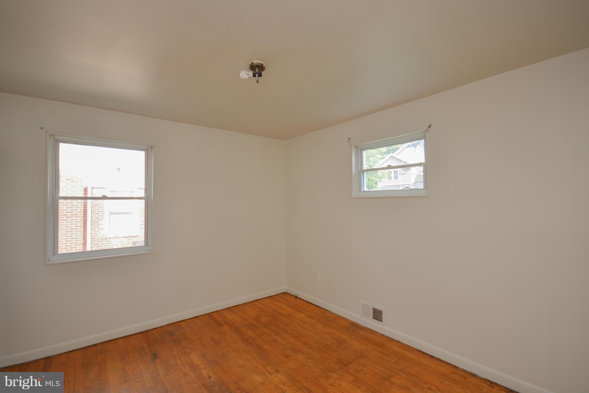 M L REESE - Residential Lease