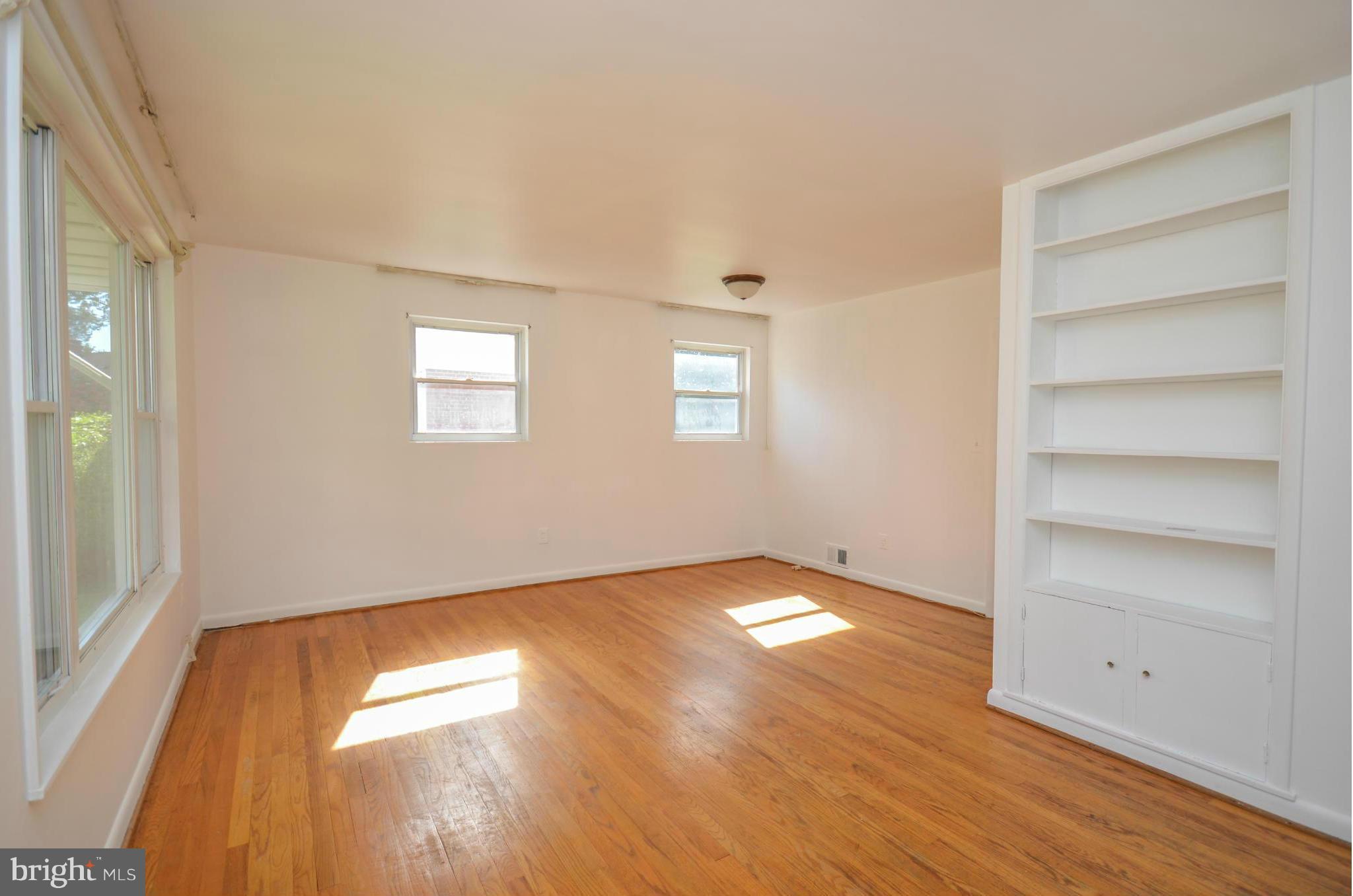 M L REESE - Residential Lease