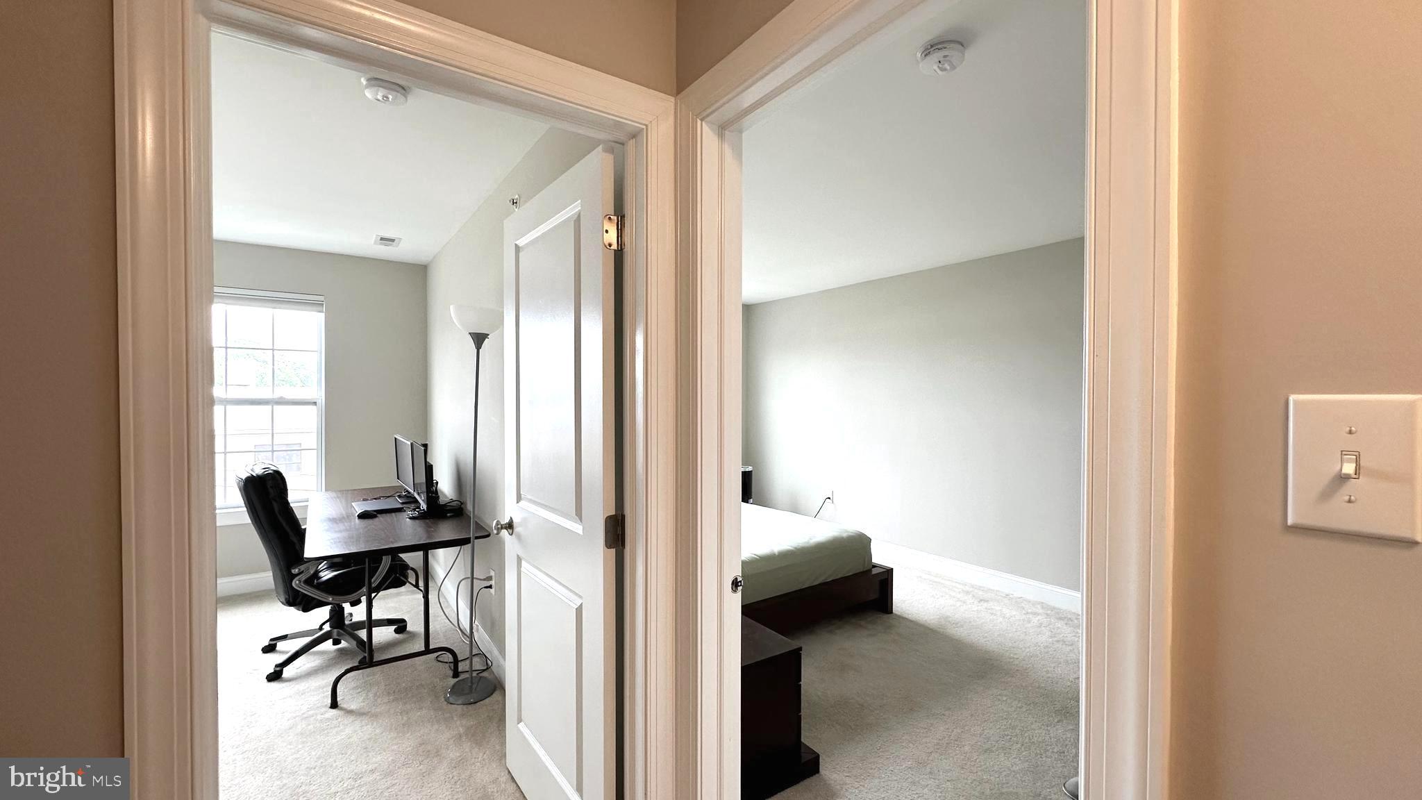 PENN SQ - Residential