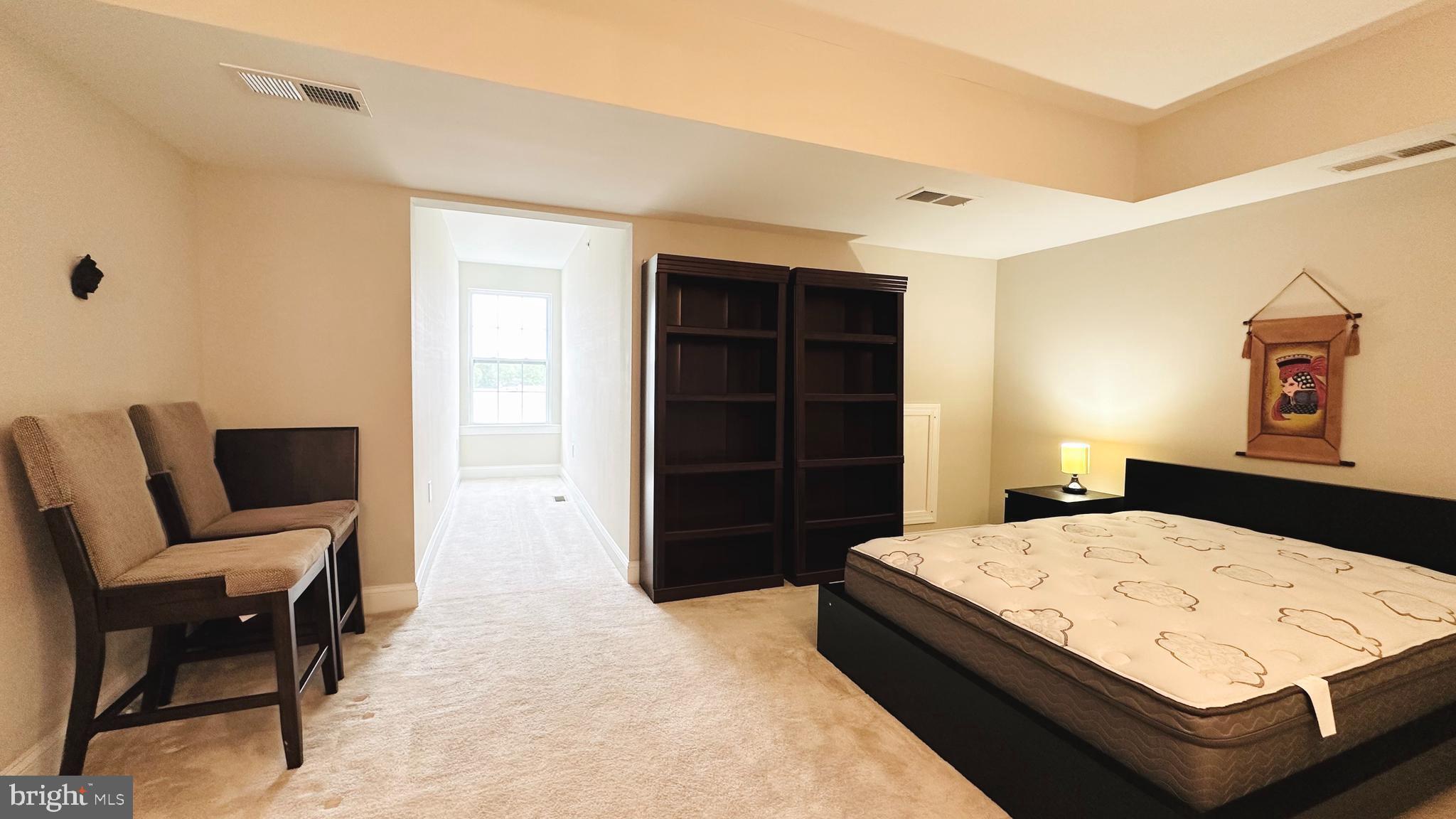 PENN SQ - Residential