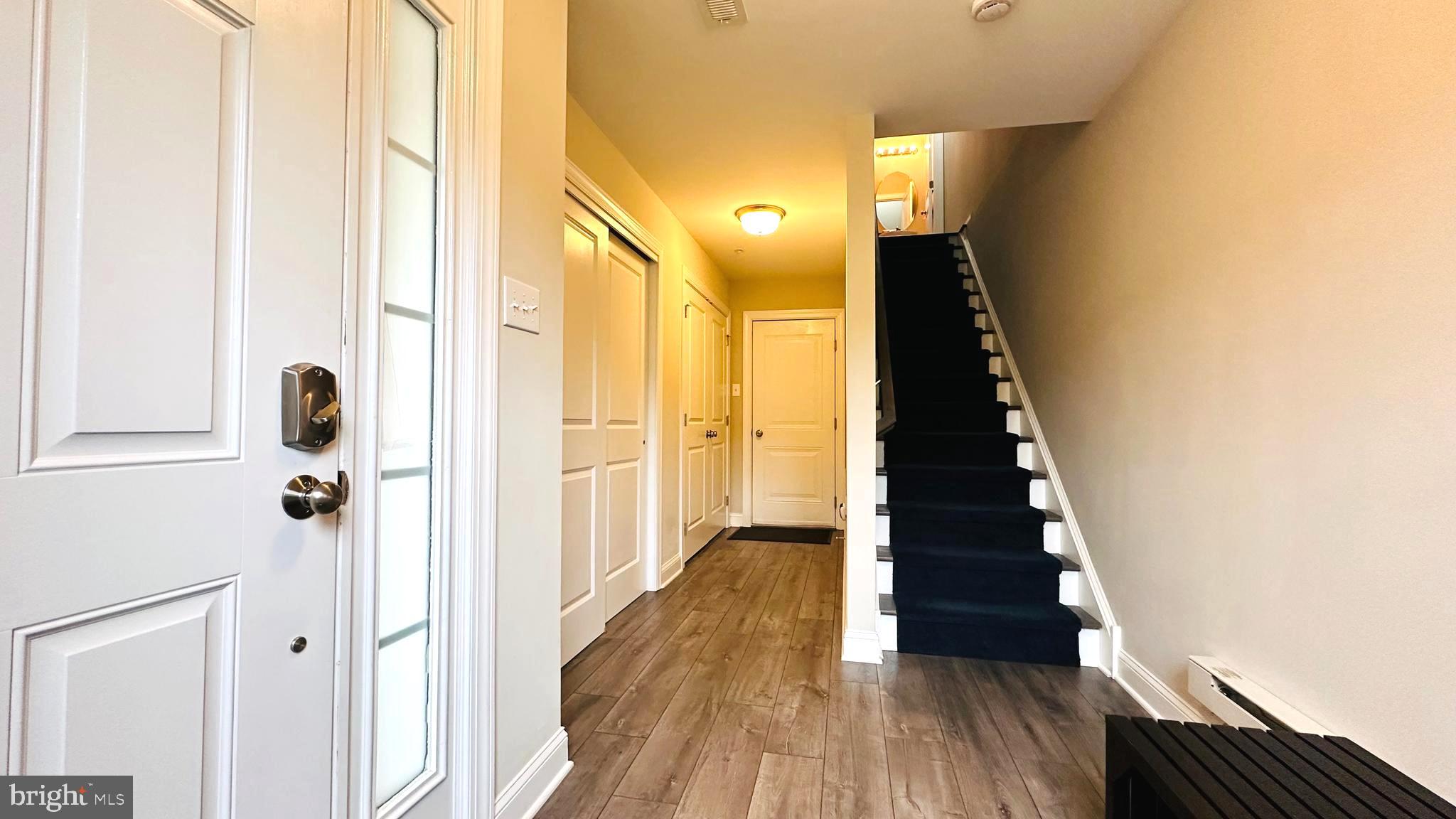 PENN SQ - Residential