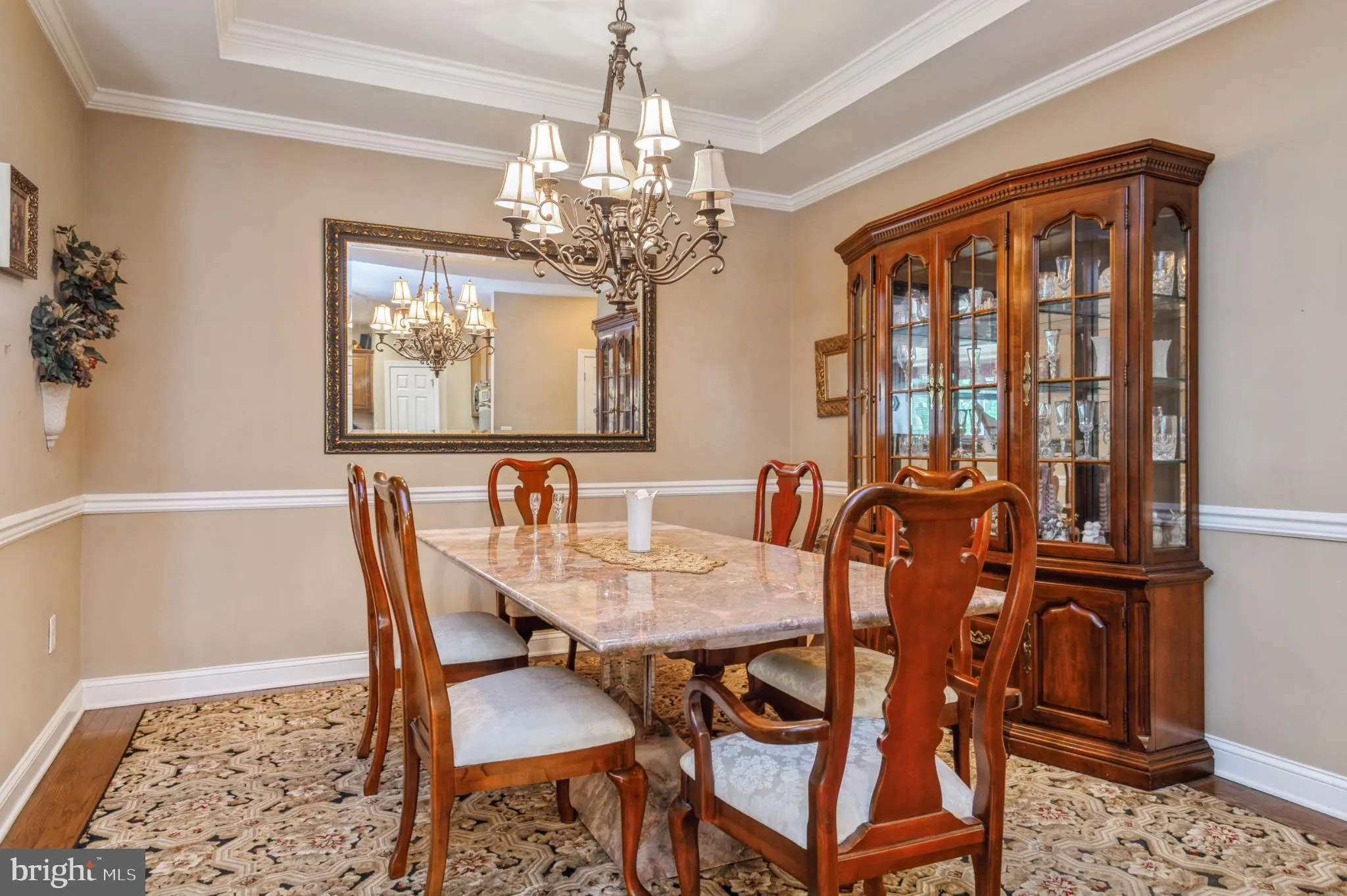 Manalapan, New Jersey 07726, United States, 2 Bedrooms Bedrooms, ,3 BathroomsBathrooms,Residential,Pending,143065