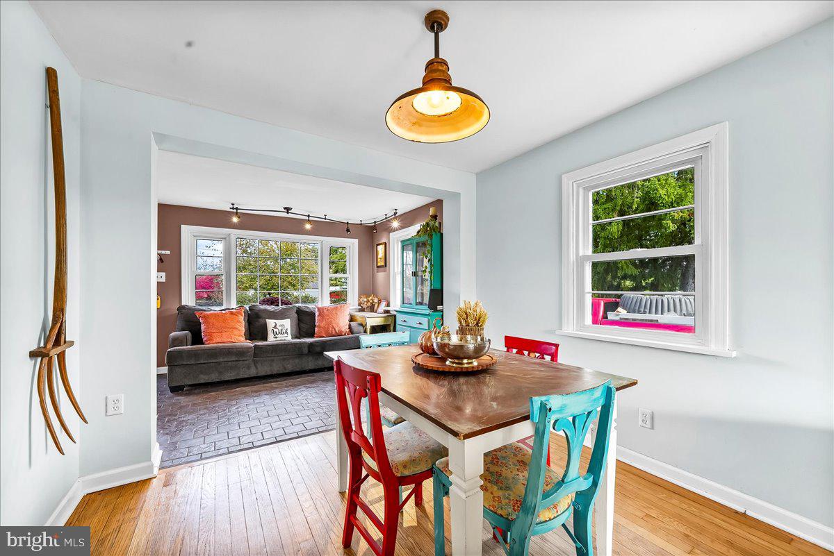 EAST FALLOWFIELD - Residential