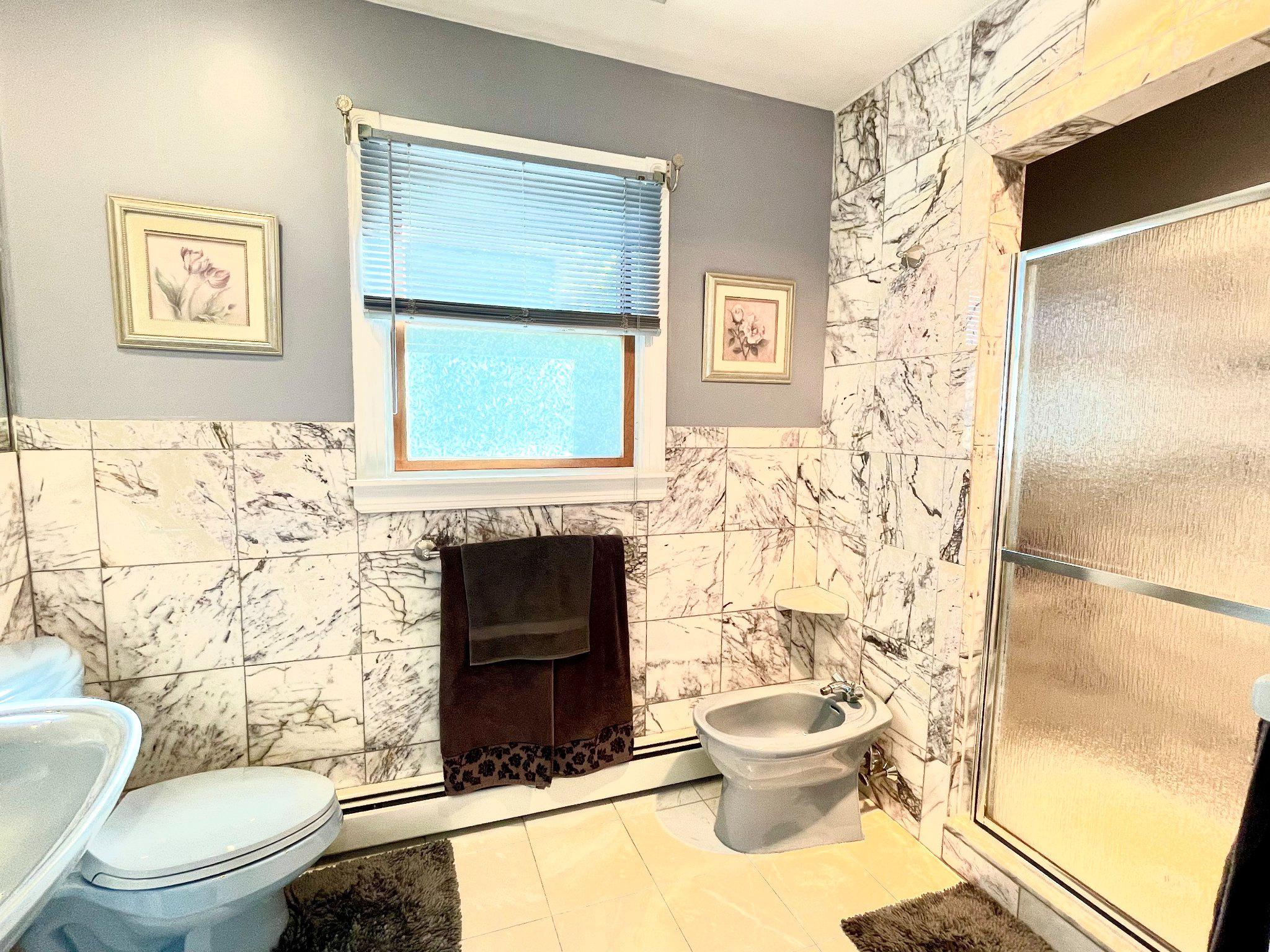 FEASTERVILLE - Residential