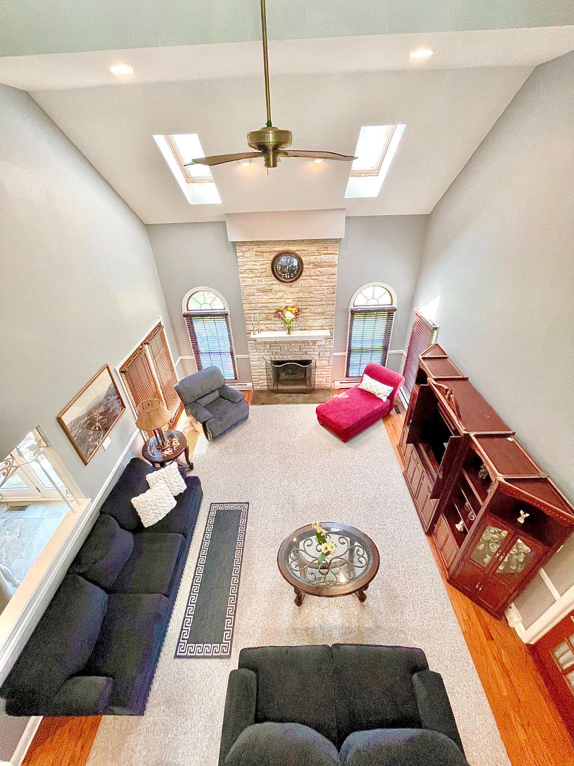 FEASTERVILLE - Residential