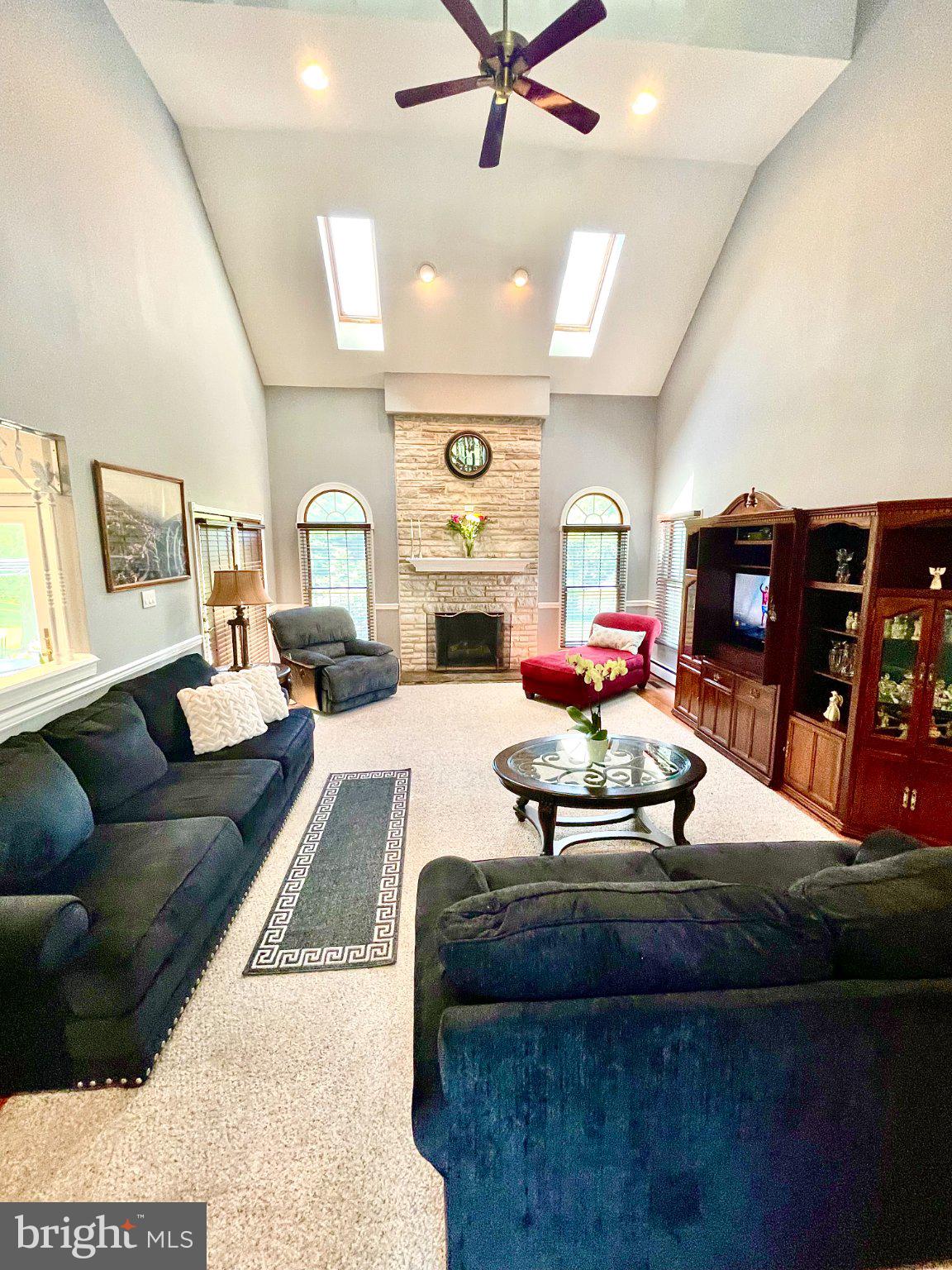 FEASTERVILLE - Residential