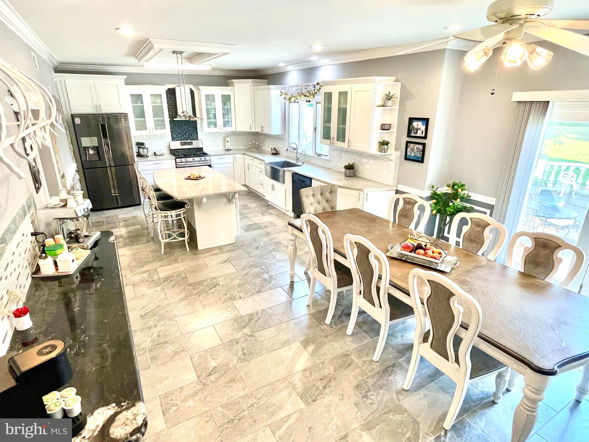 FEASTERVILLE - Residential