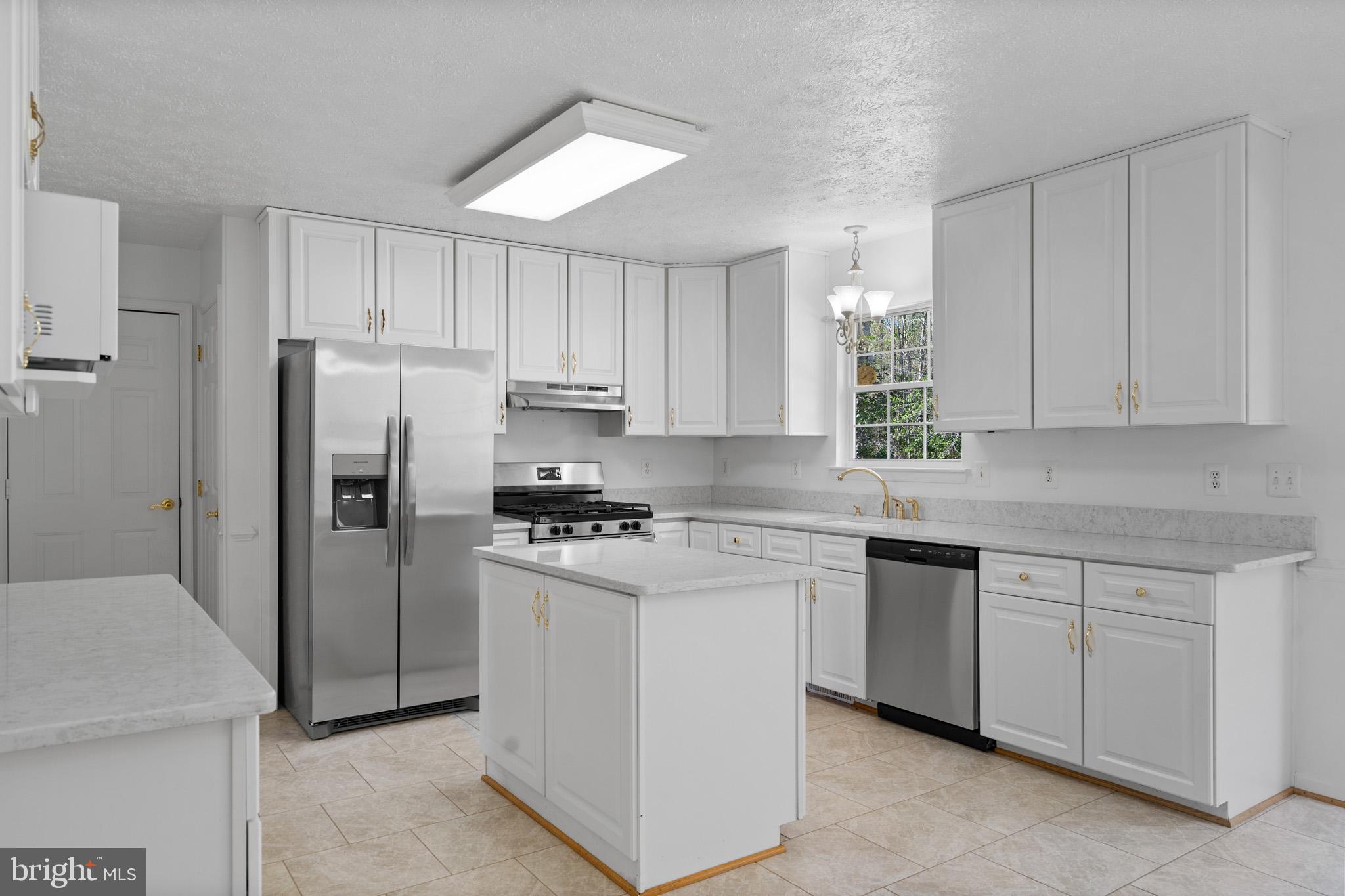 CRESCENT RUN - Residential