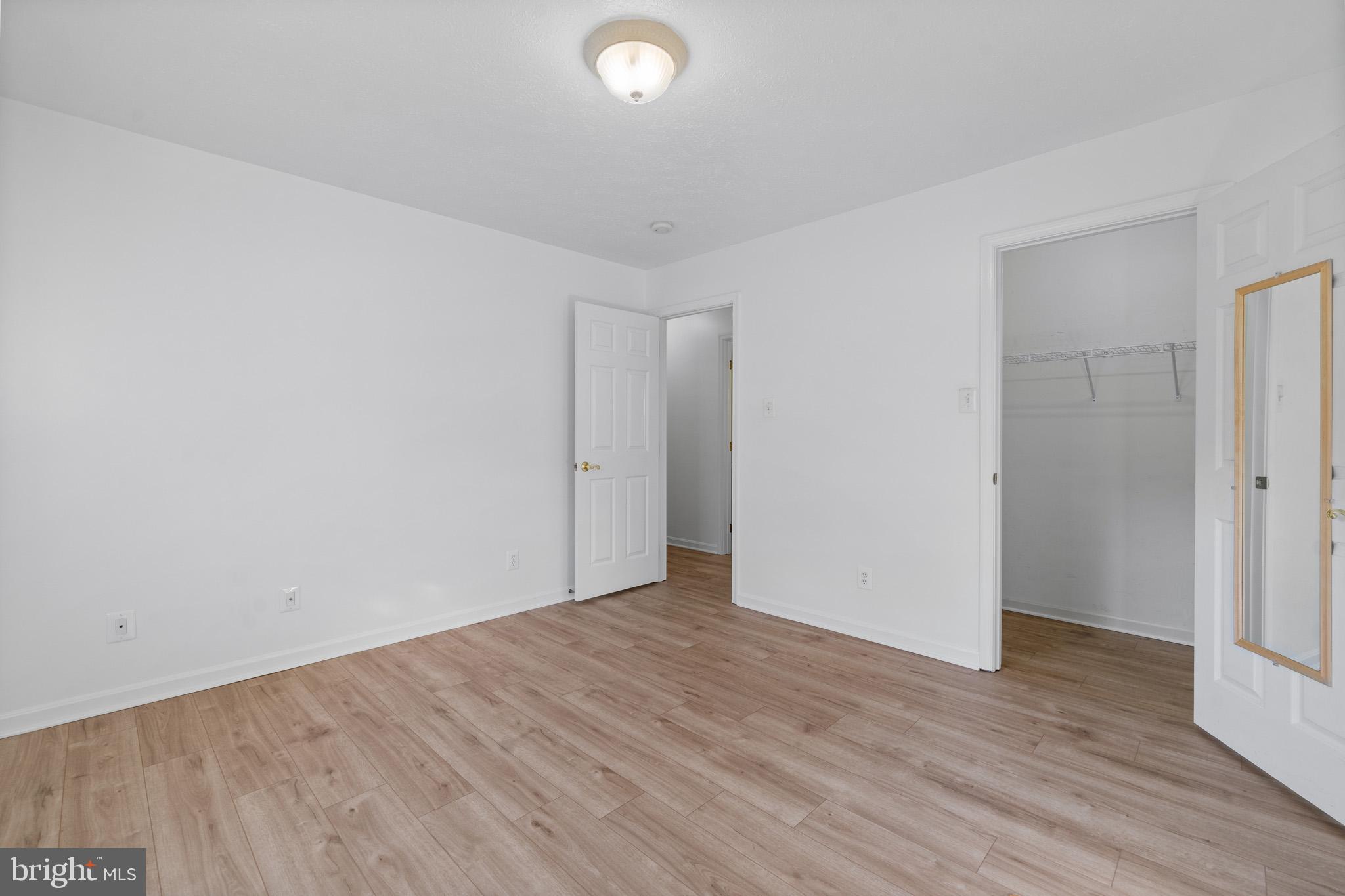 CRESCENT RUN - Residential