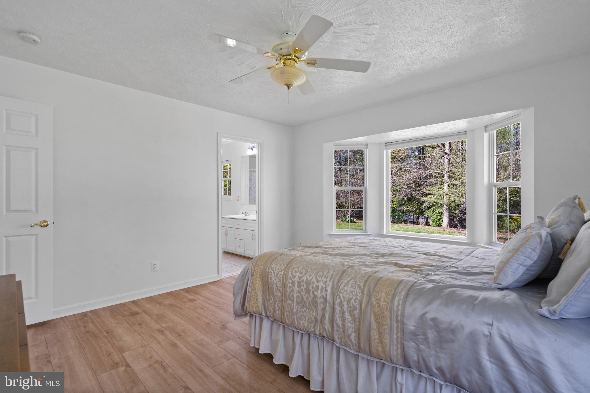 CRESCENT RUN - Residential