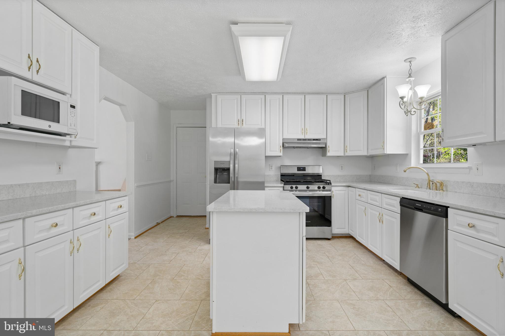 CRESCENT RUN - Residential