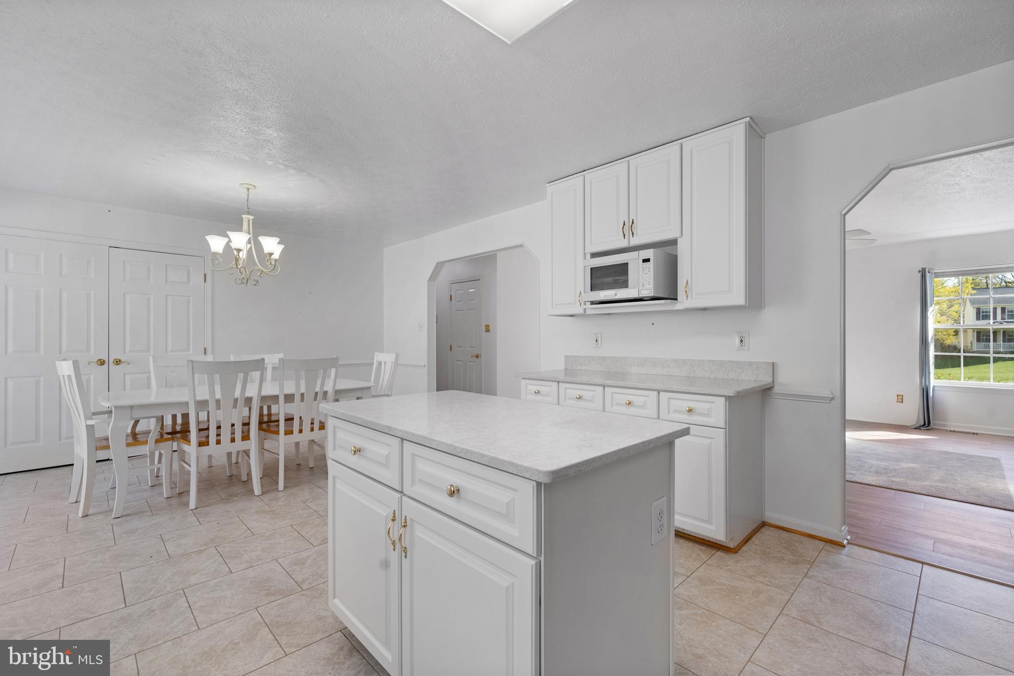 CRESCENT RUN - Residential