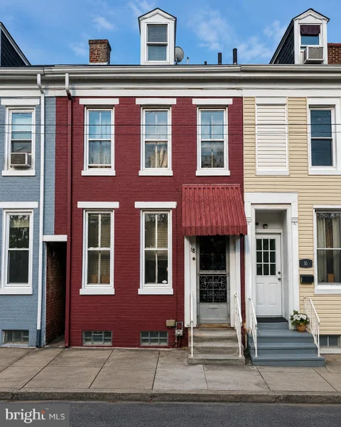 MLS: PAYK2107804