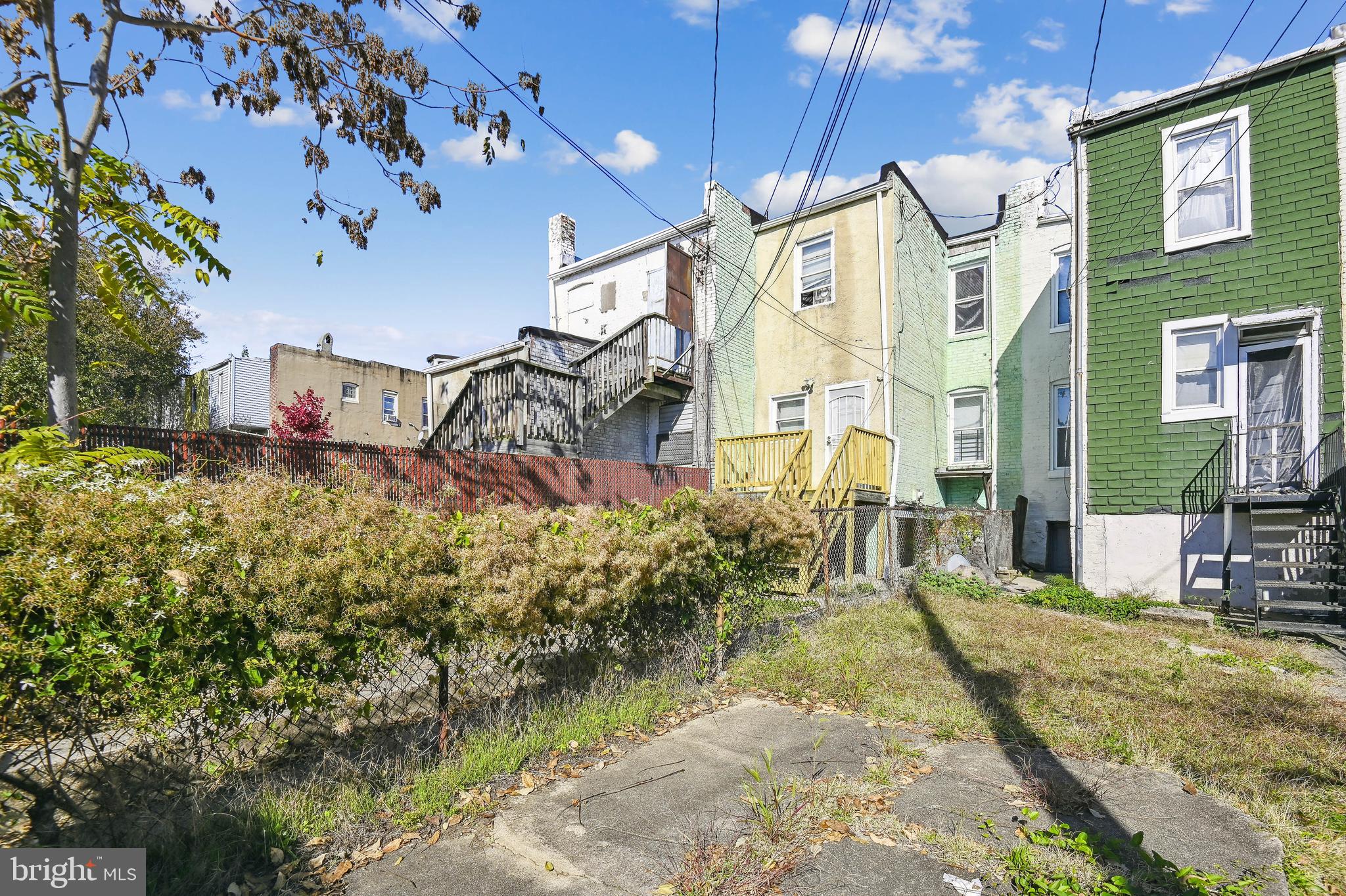 EAST BALTIMORE MIDWAY - Residential