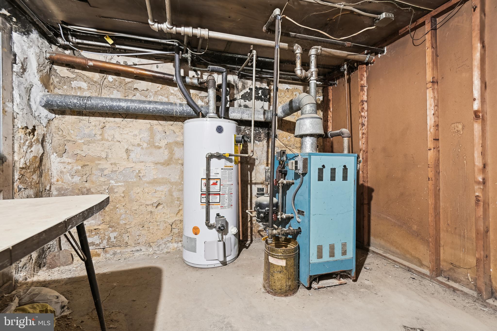 EAST BALTIMORE MIDWAY - Residential