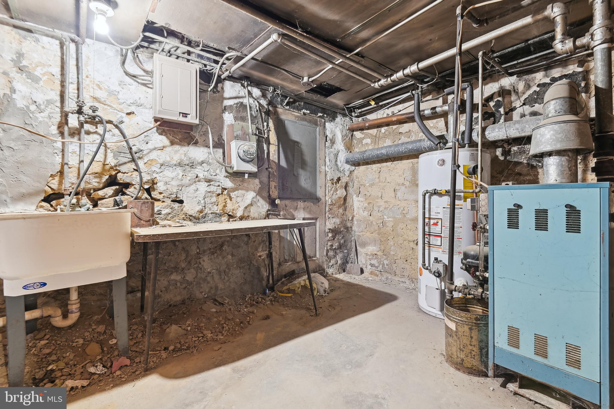 EAST BALTIMORE MIDWAY - Residential