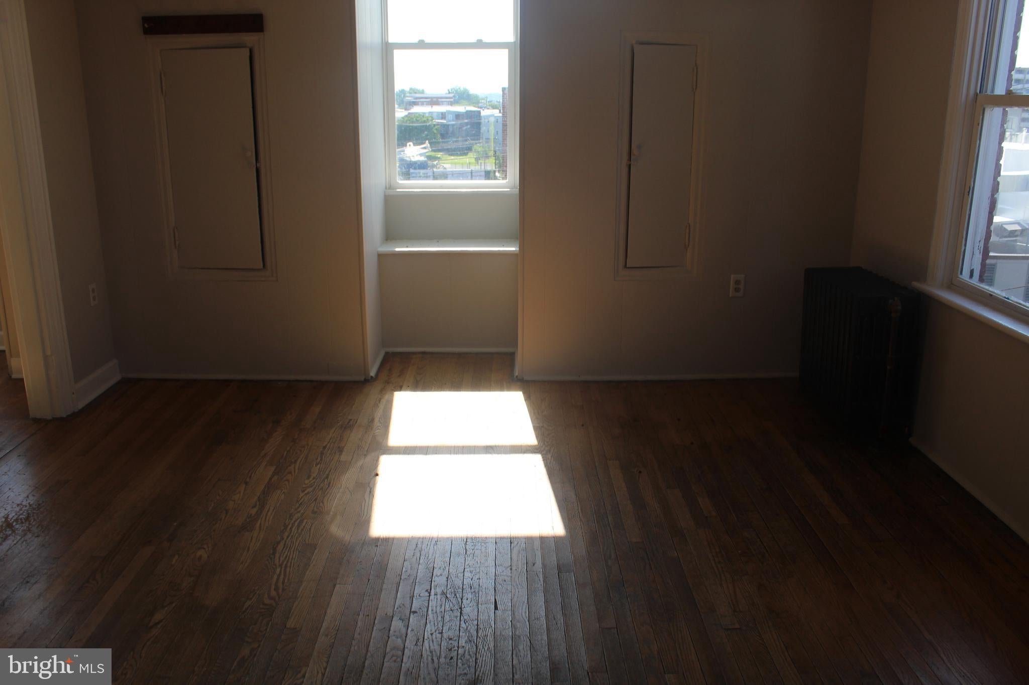 165 SUMMIT AVENUE APT 6