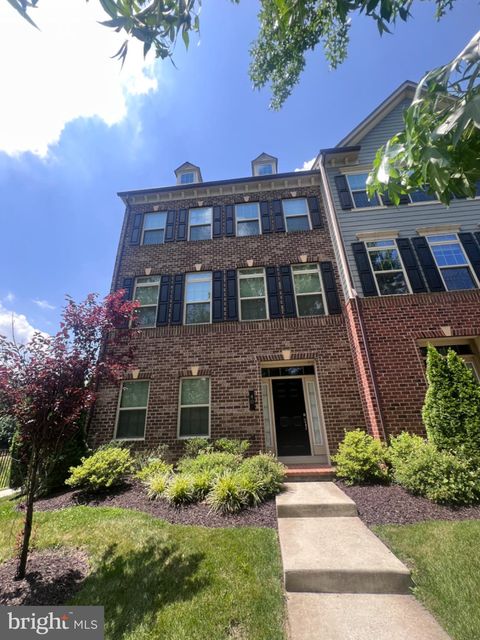 Condo For Sale - 40 Wedge Way #7<br/> Baltimore County, BALTIMORE, MD 21208