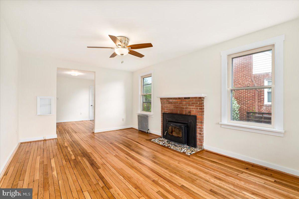 603 LEE PLACE