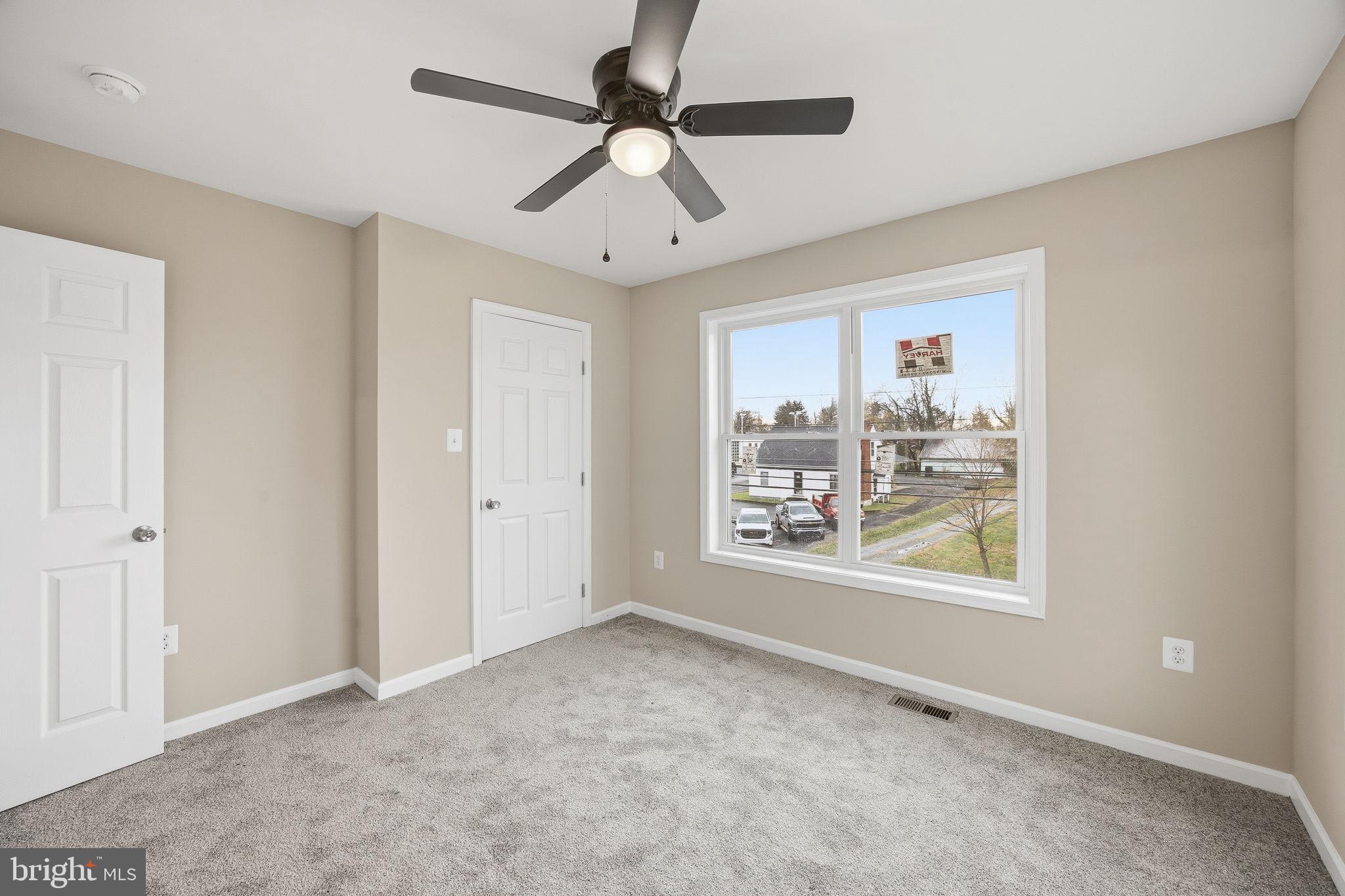 MARTINSBURG CITY - Residential