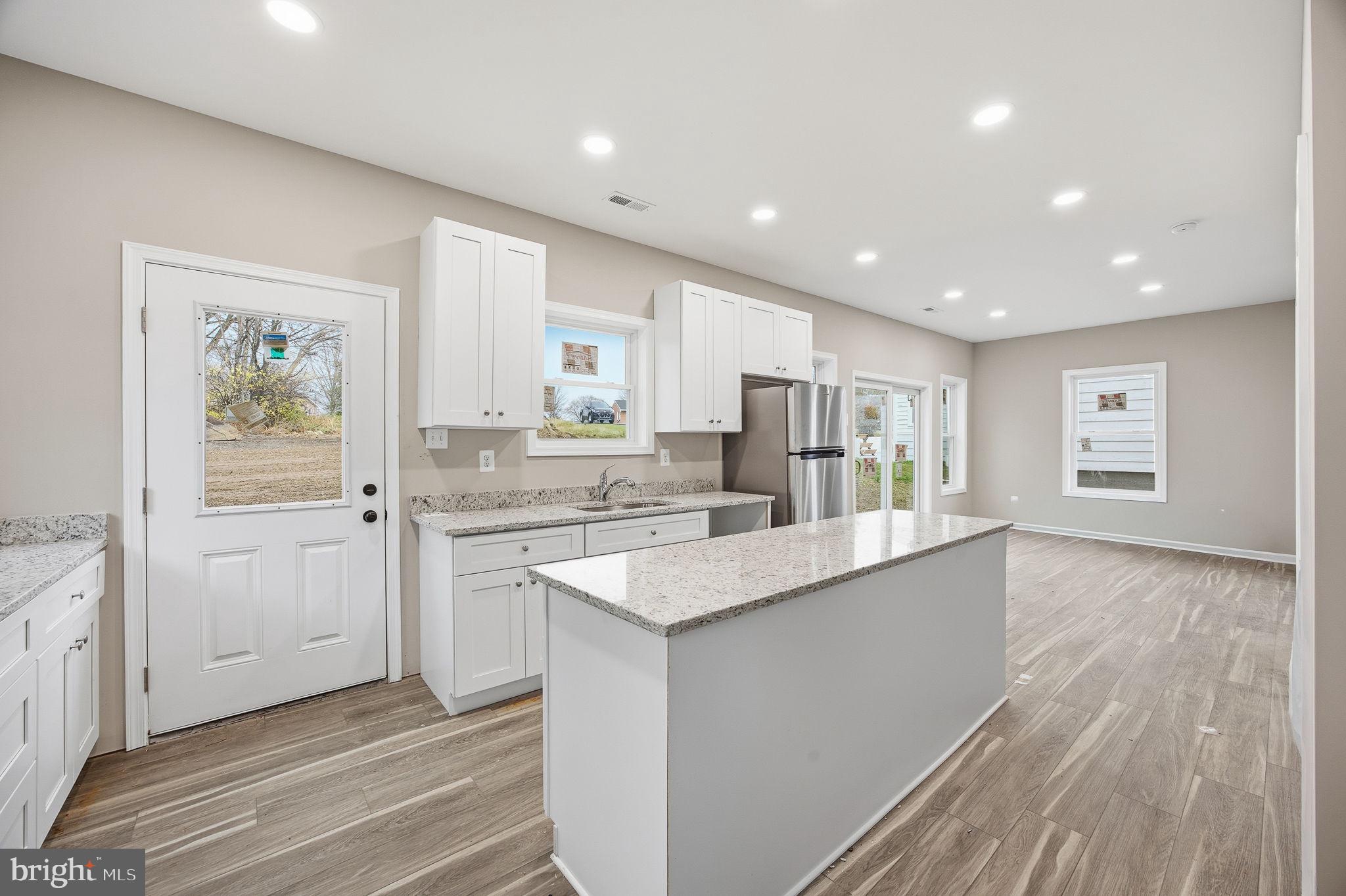 MARTINSBURG CITY - Residential