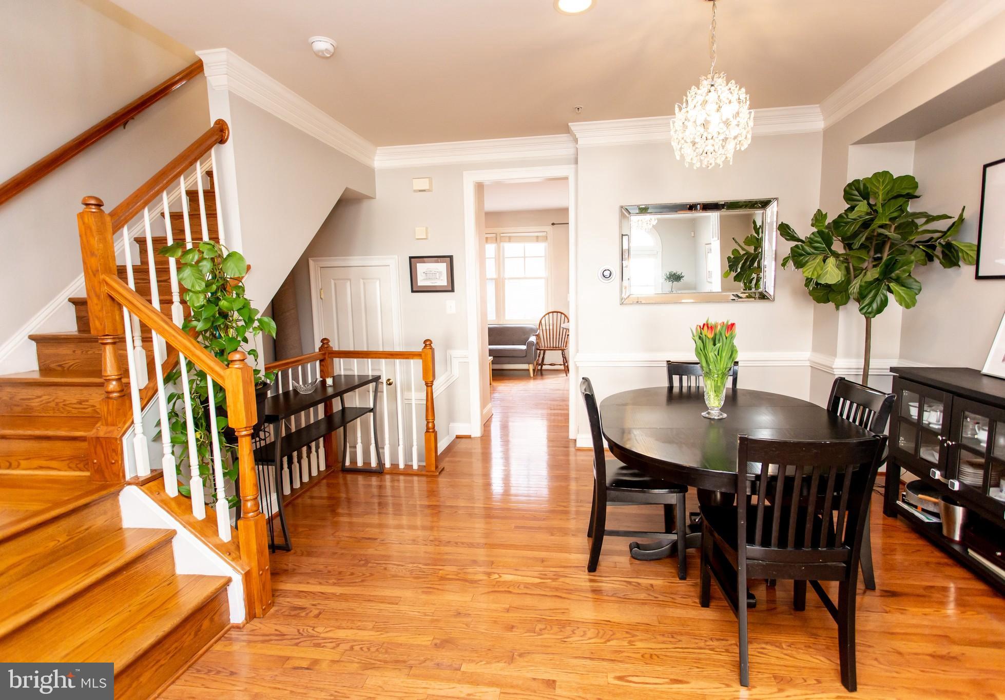 CARLYLE - Residential Lease