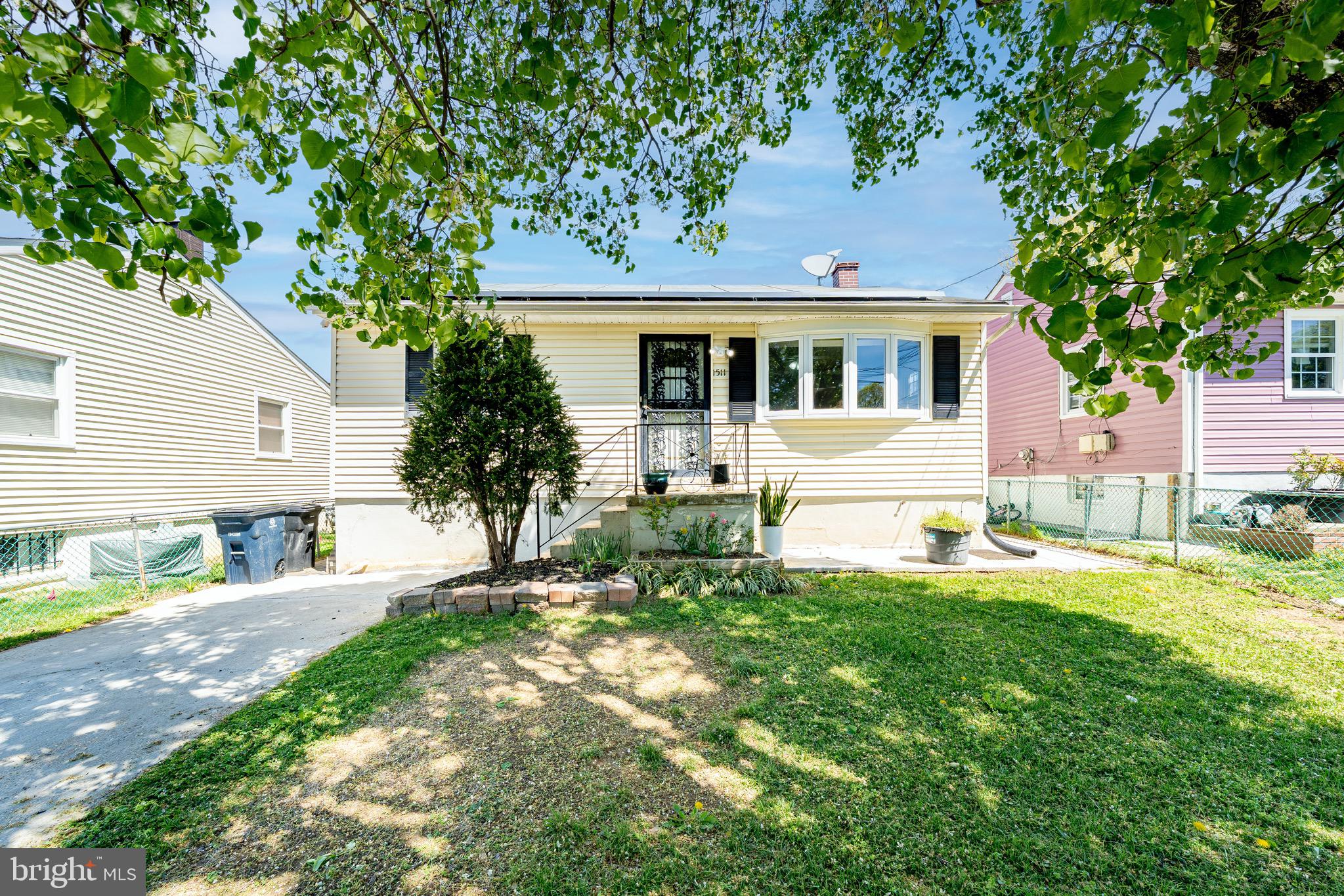 WHITE HOUSE HEIGHTS - Residential