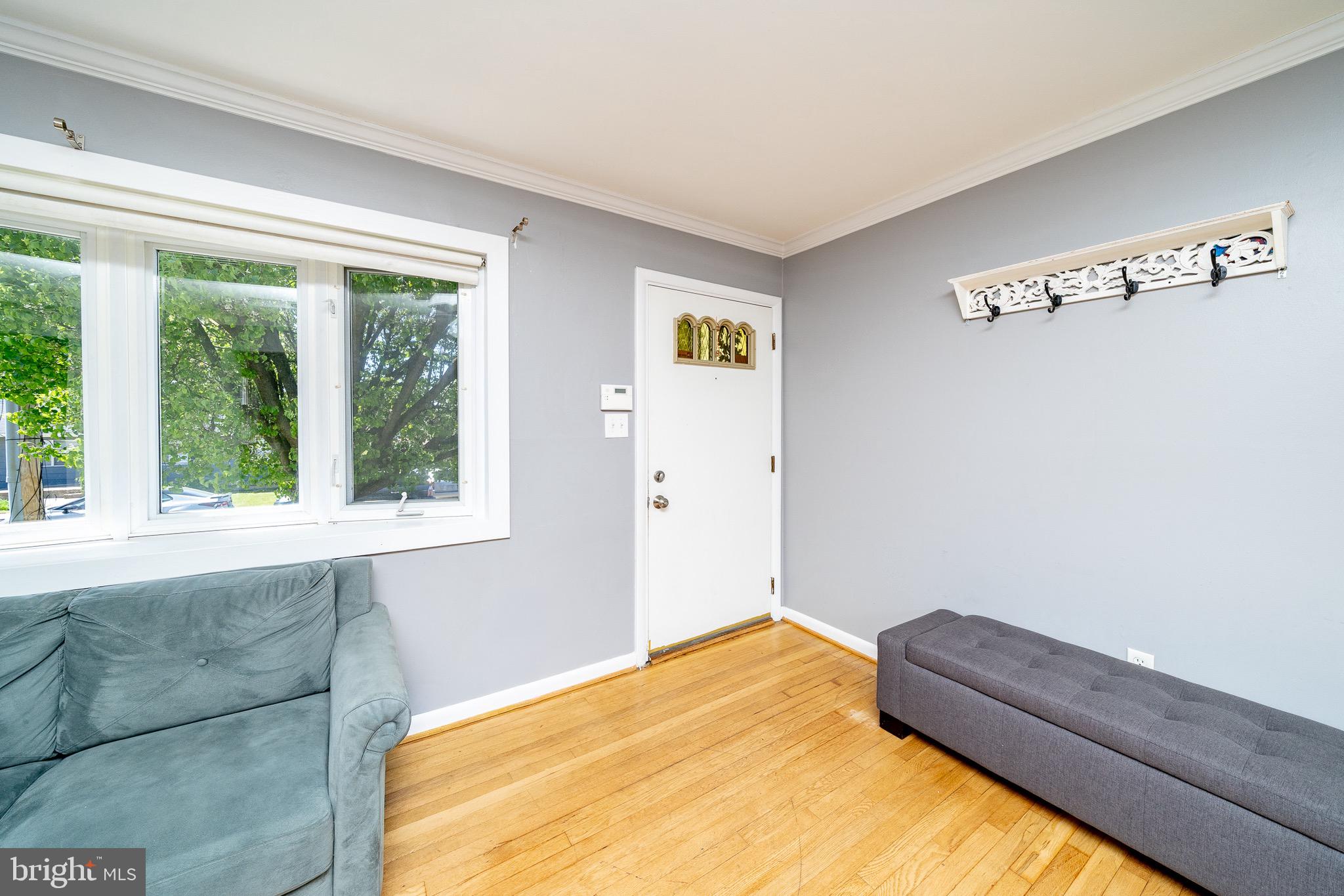 WHITE HOUSE HEIGHTS - Residential