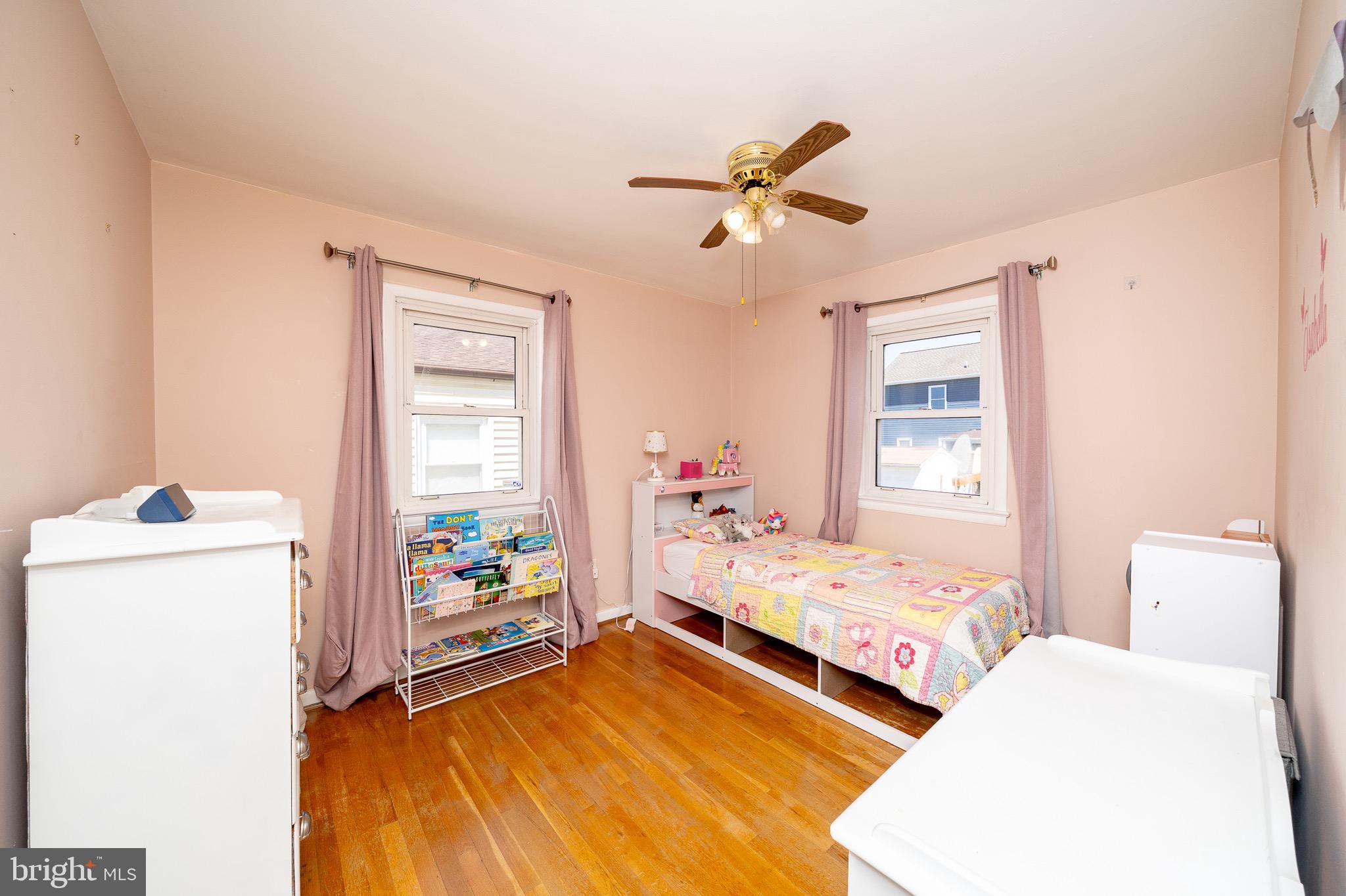 WHITE HOUSE HEIGHTS - Residential