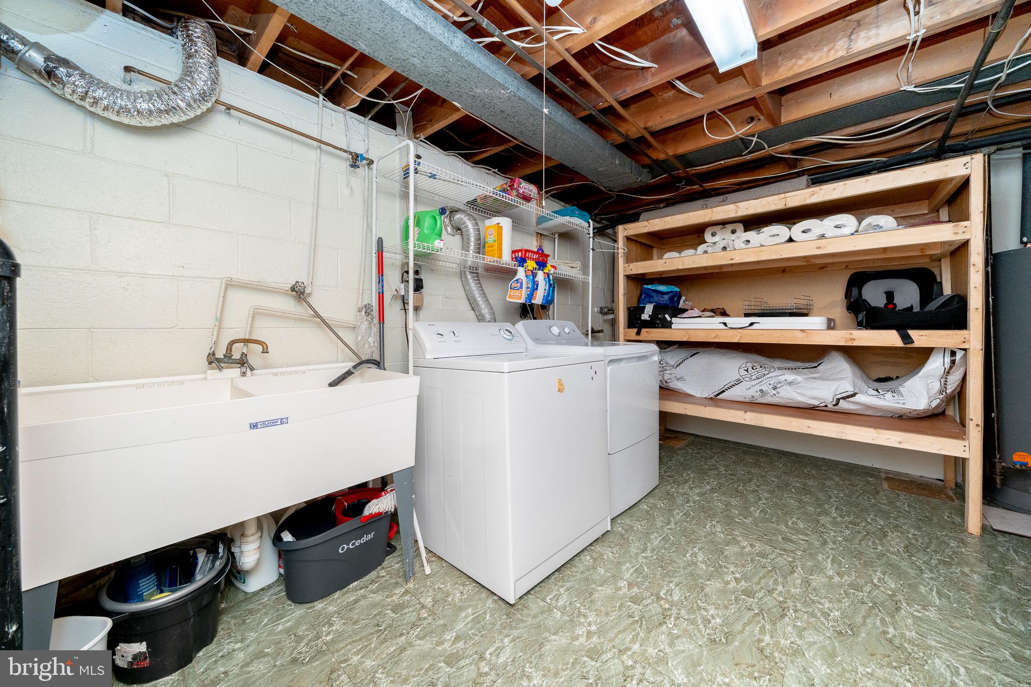 WHITE HOUSE HEIGHTS - Residential