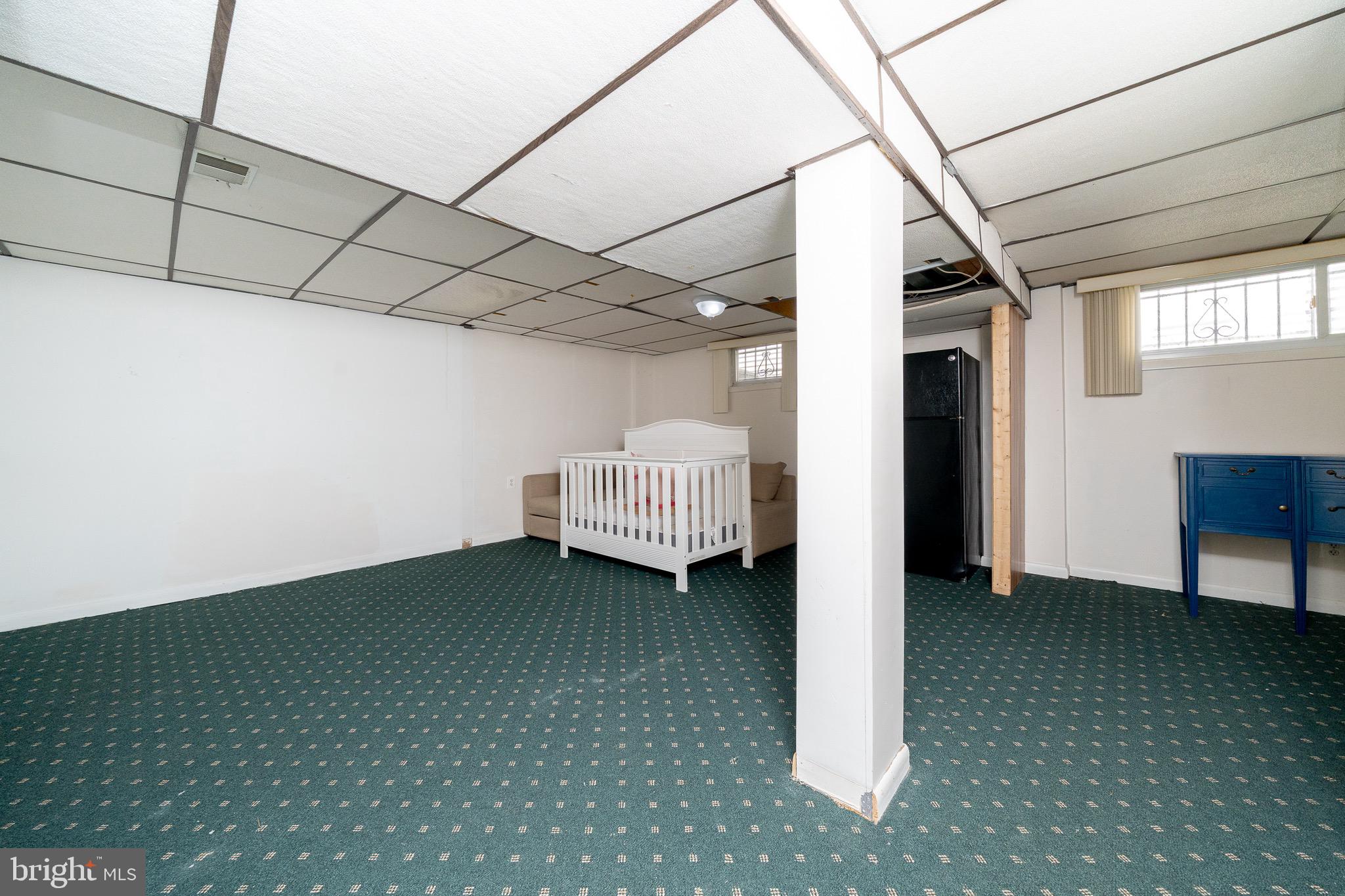 WHITE HOUSE HEIGHTS - Residential