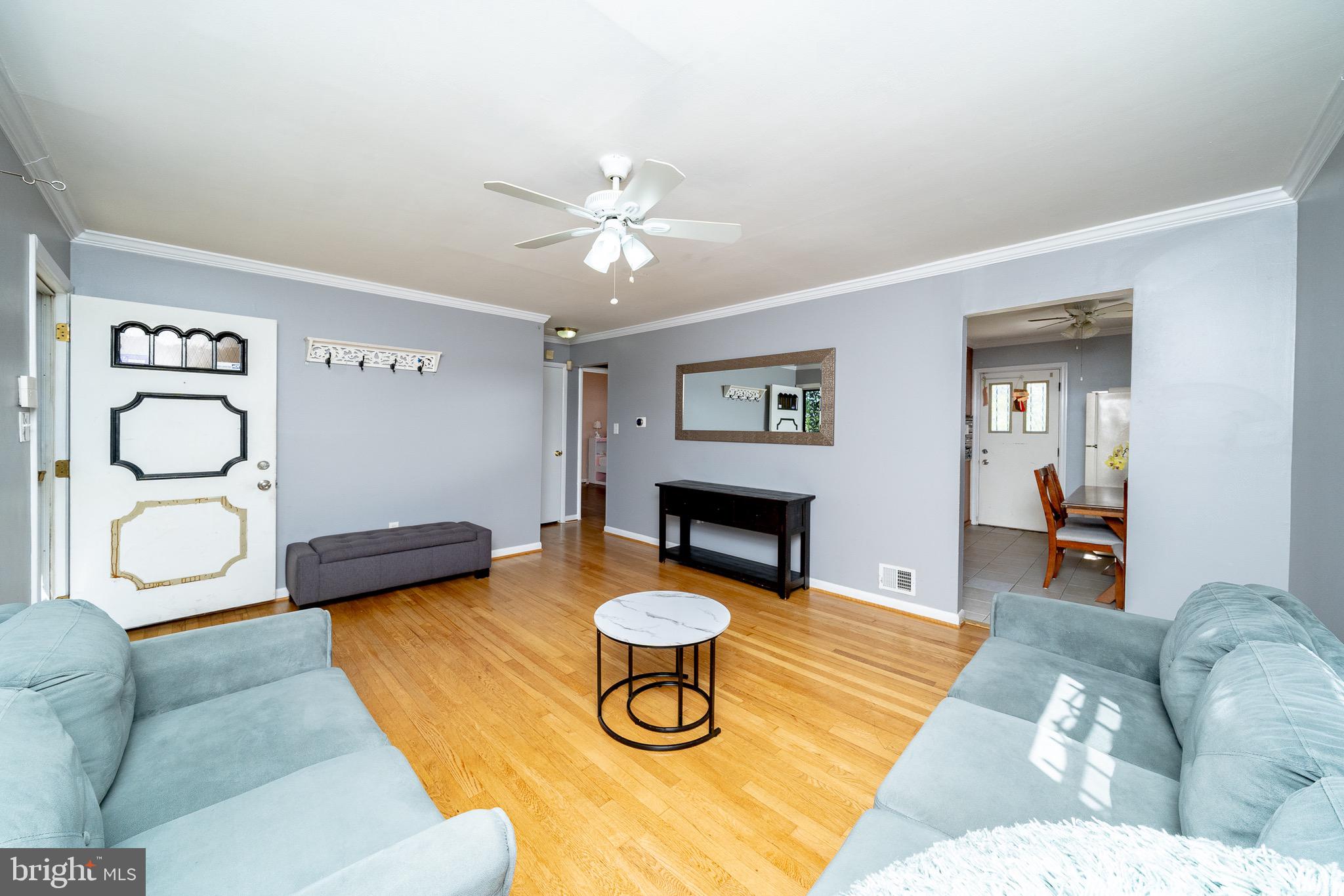 WHITE HOUSE HEIGHTS - Residential