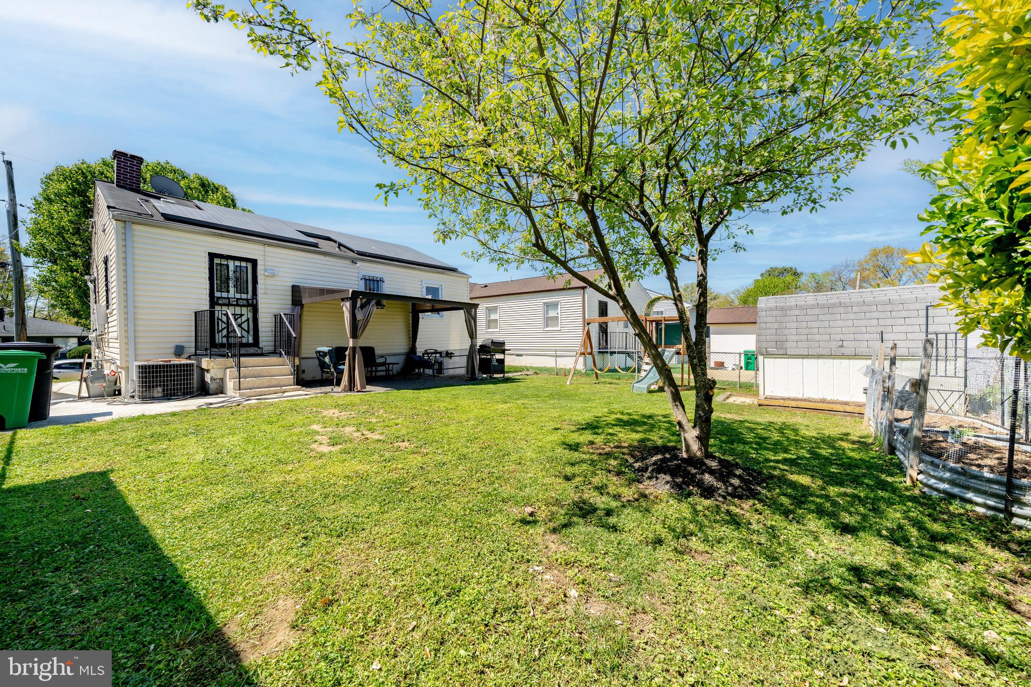 WHITE HOUSE HEIGHTS - Residential