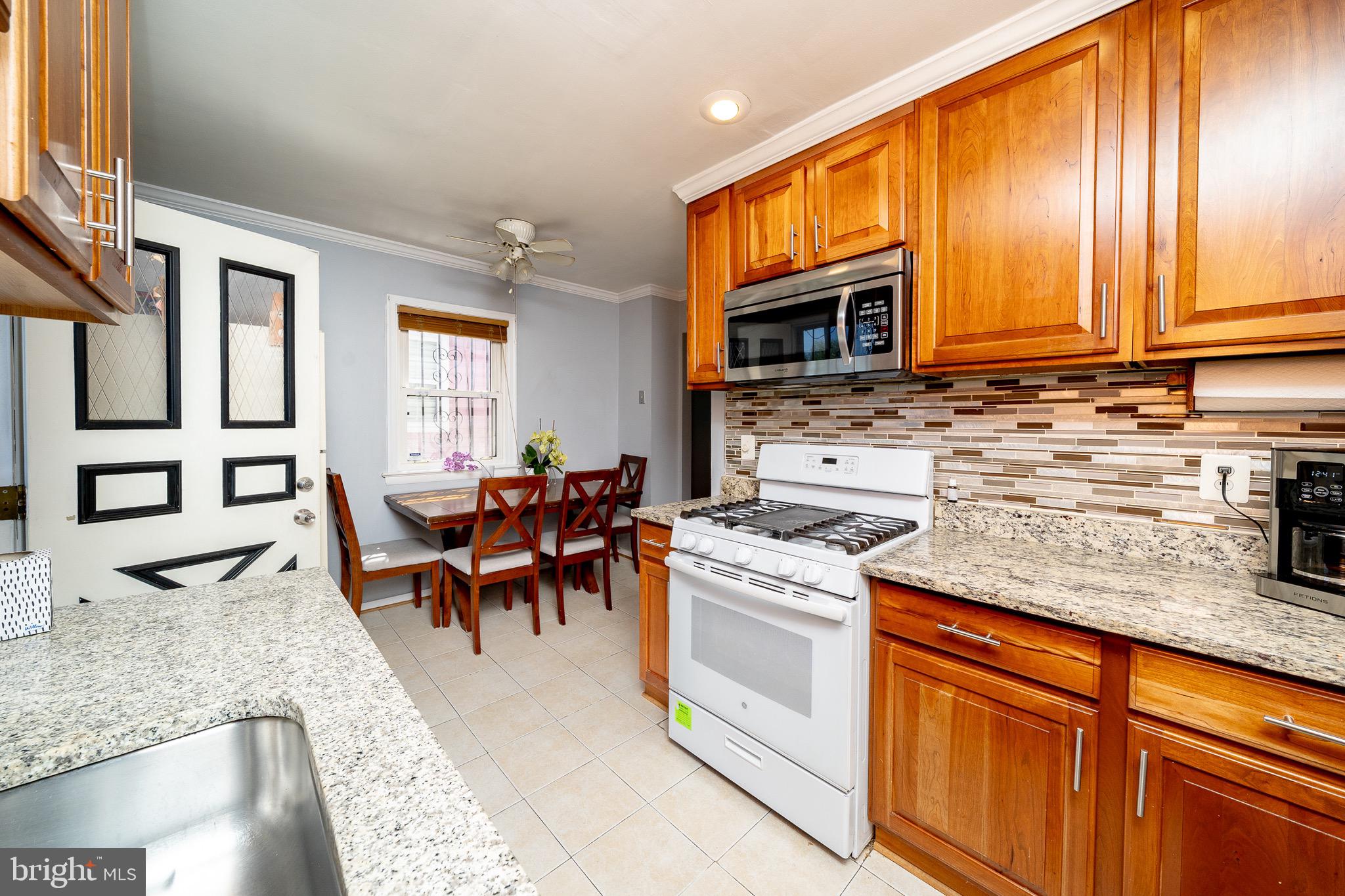 WHITE HOUSE HEIGHTS - Residential