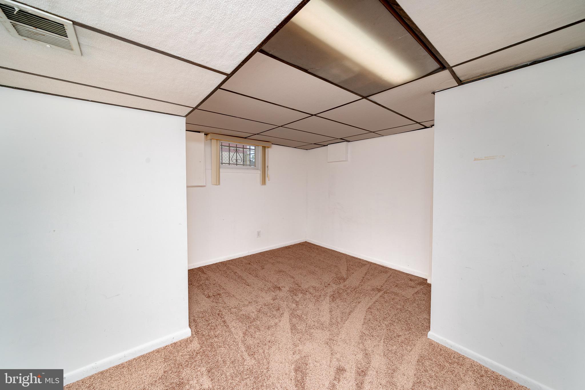 WHITE HOUSE HEIGHTS - Residential