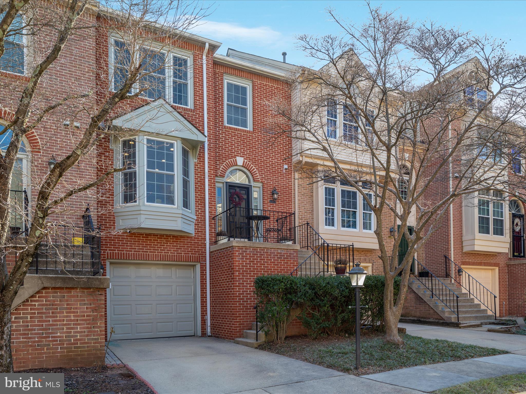 PENDERBROOK - Residential