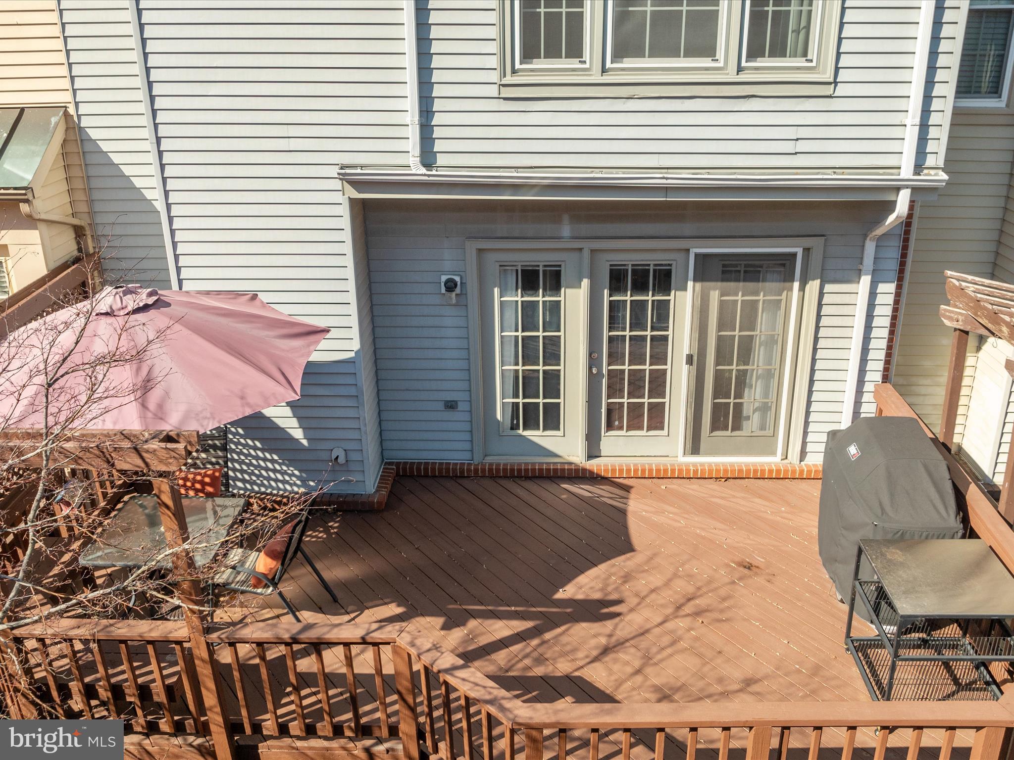 PENDERBROOK - Residential