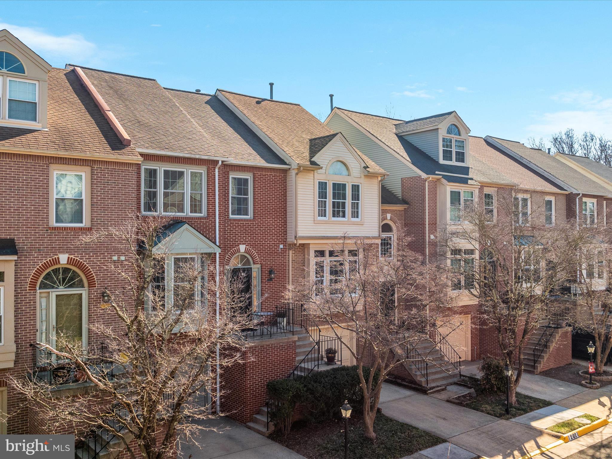 PENDERBROOK - Residential