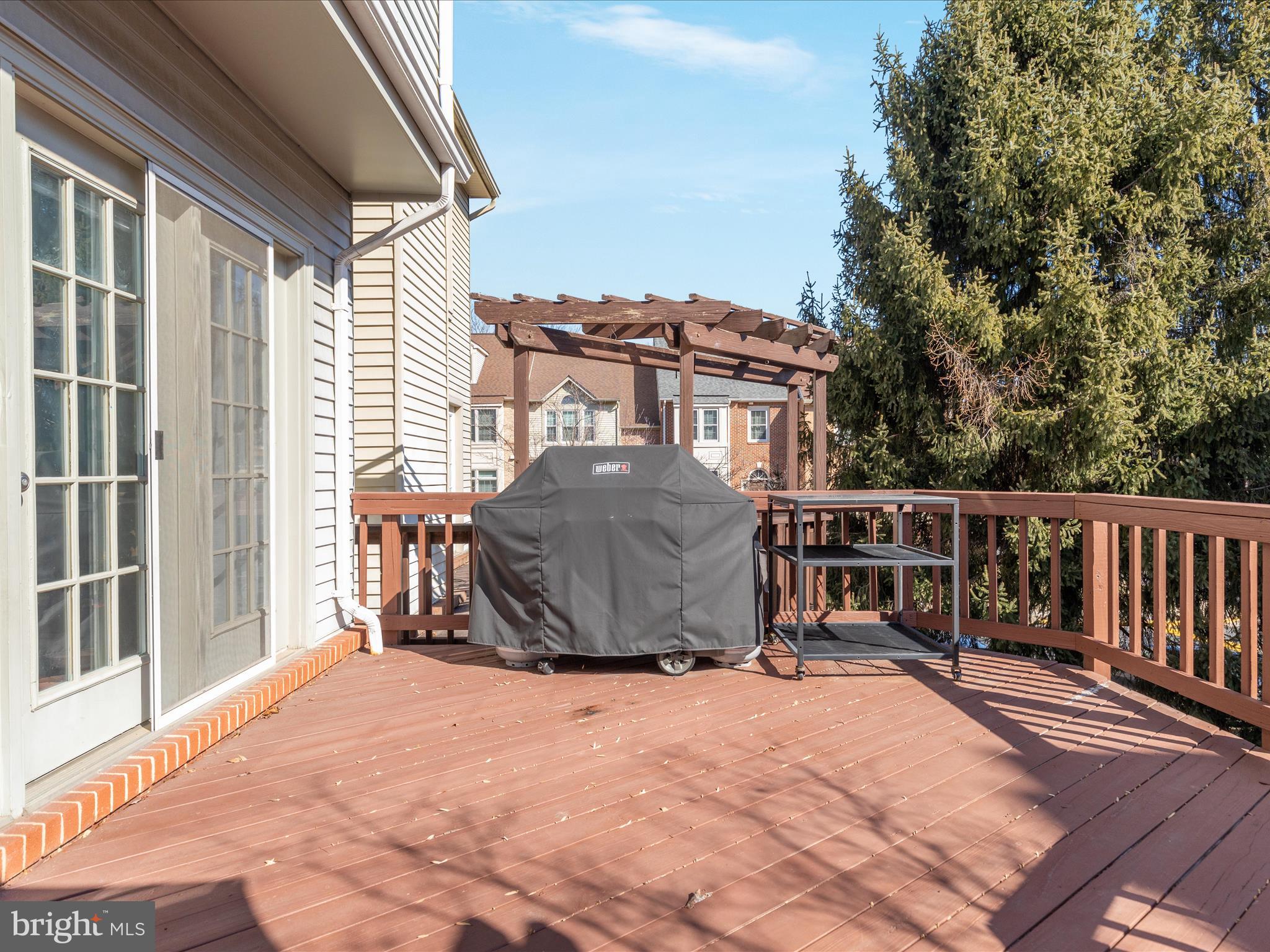 PENDERBROOK - Residential