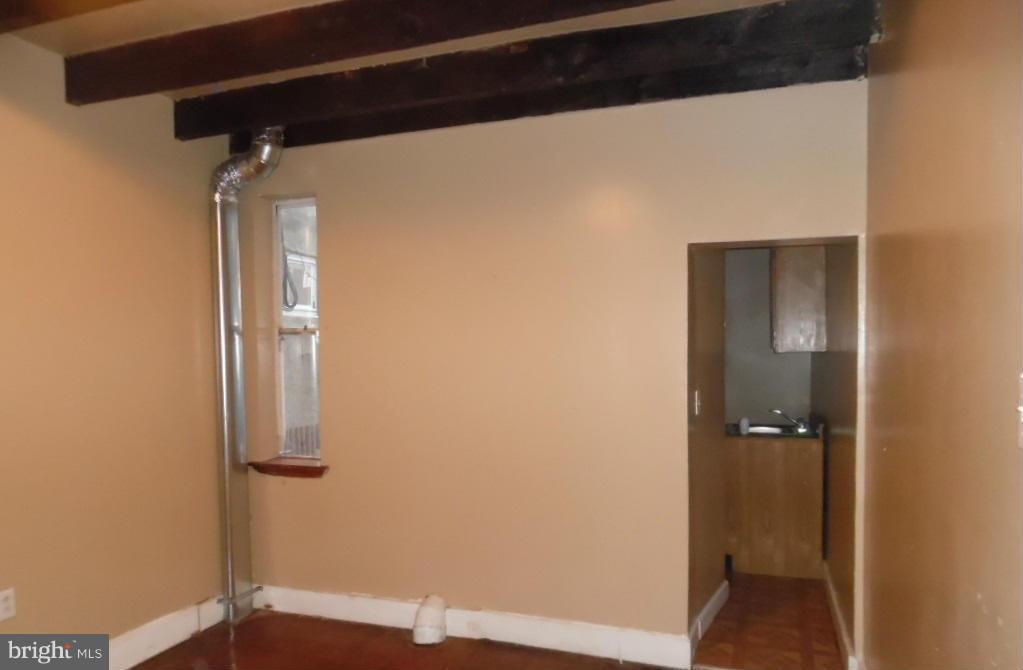 WASHINGTON VILLAGE - Residential