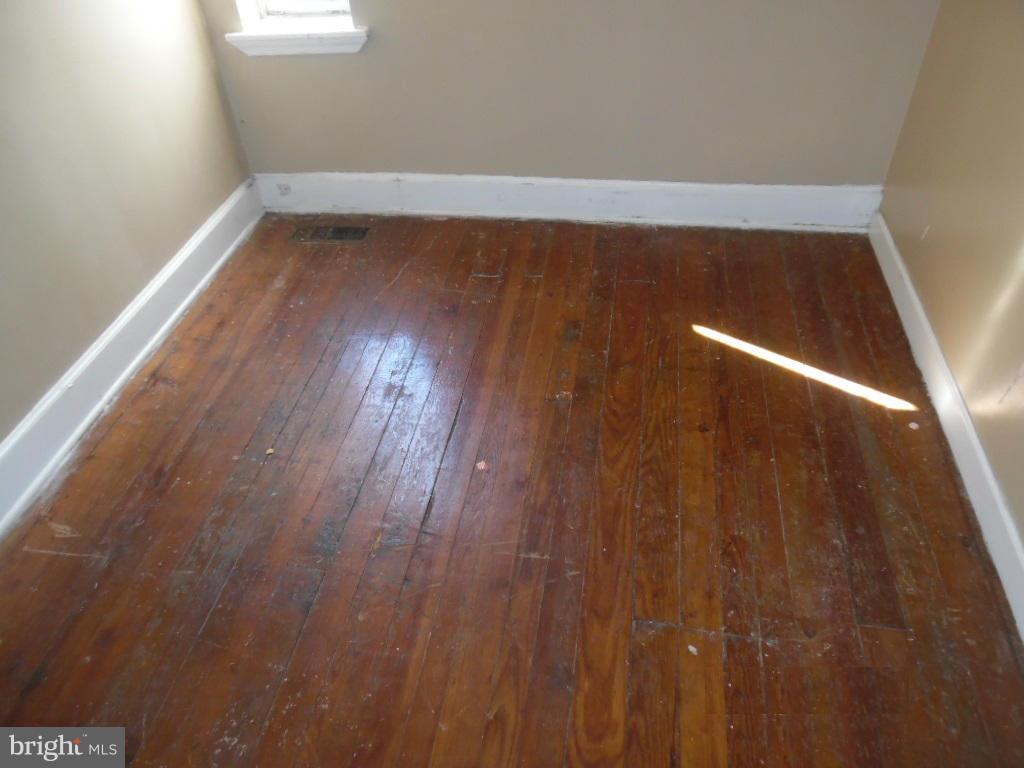 WASHINGTON VILLAGE - Residential