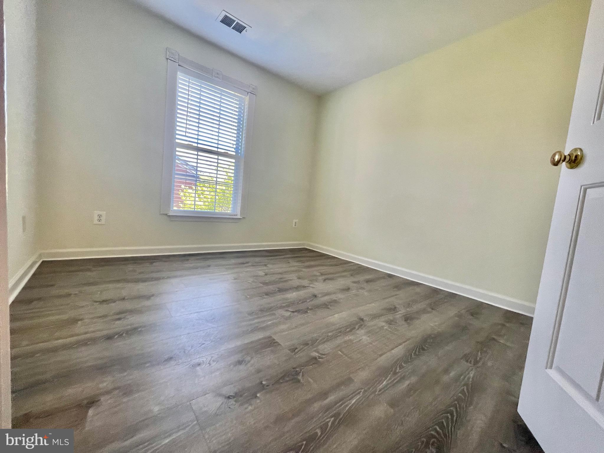 CAMERON STATION - Residential Lease