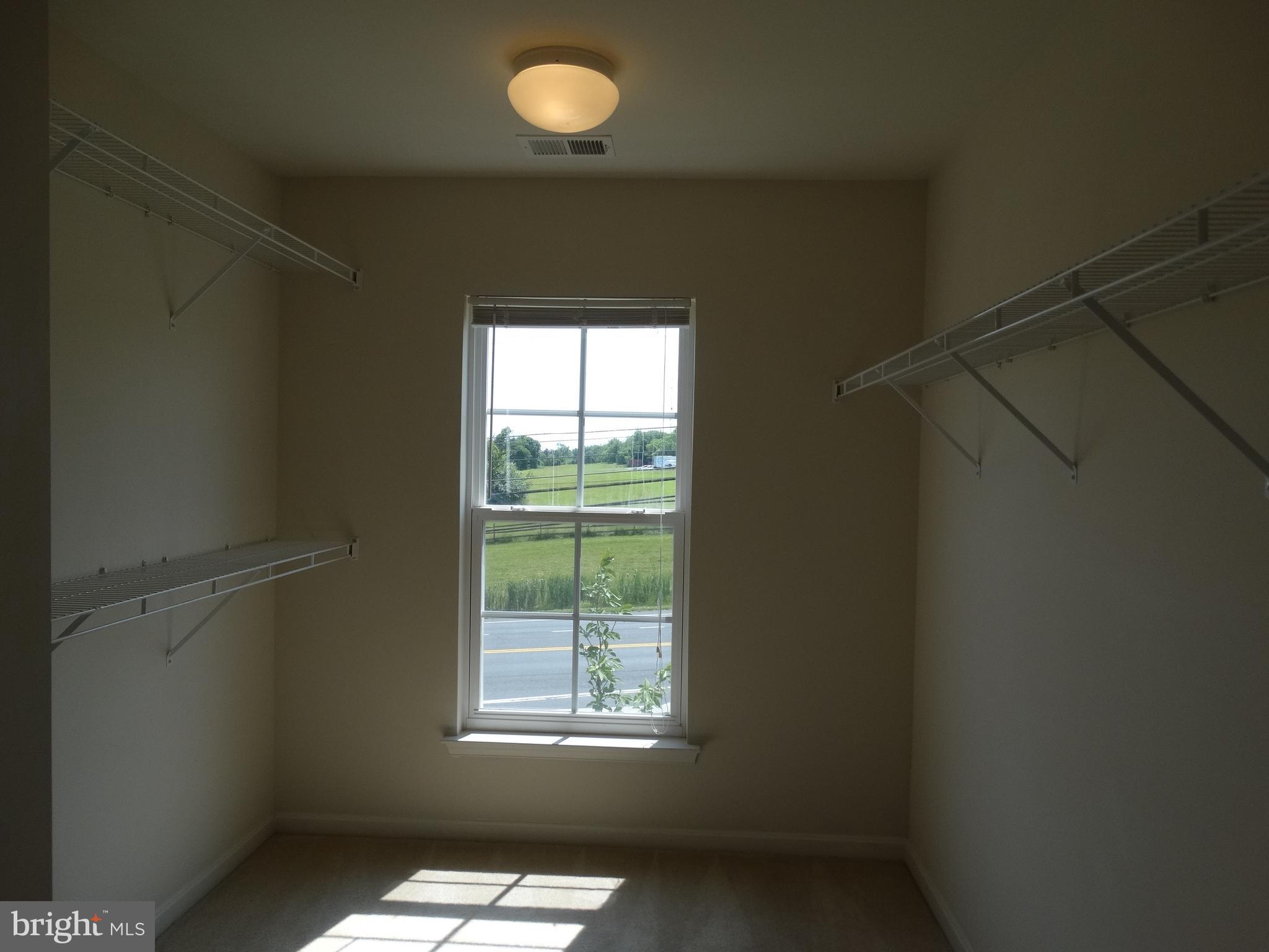 WOODCREST - Residential Lease