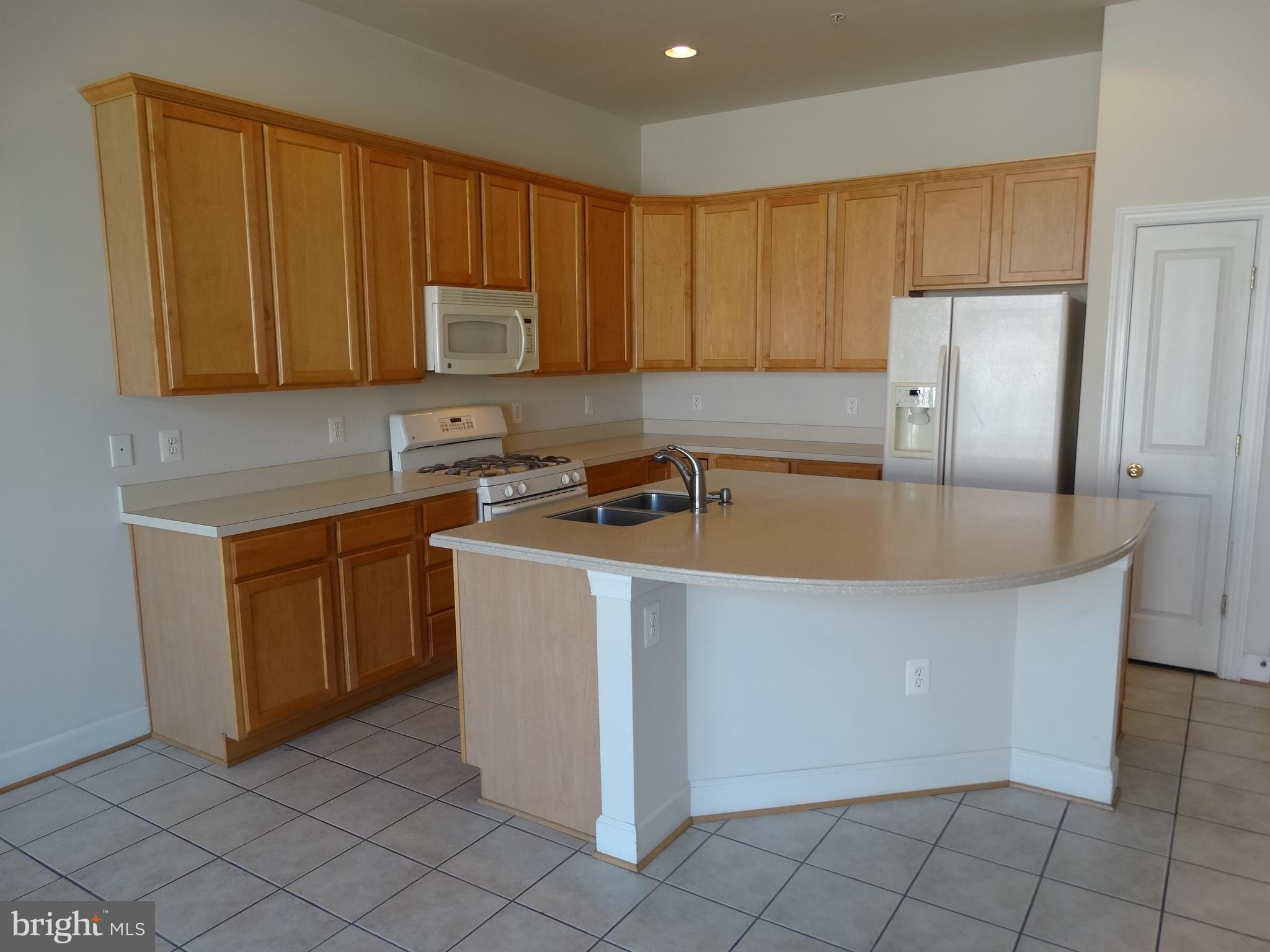 WOODCREST - Residential Lease